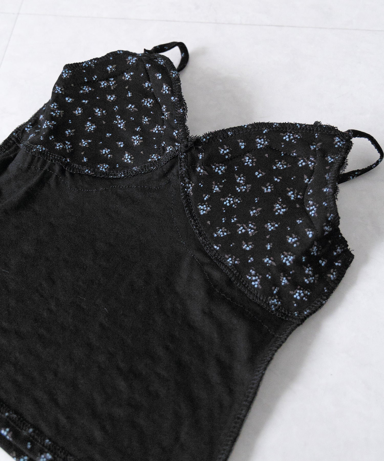【 2点セット 】小花柄レースキャミソール + カーディガン SET / ( 2piece SET )Floral lace camisole + cardigan SET