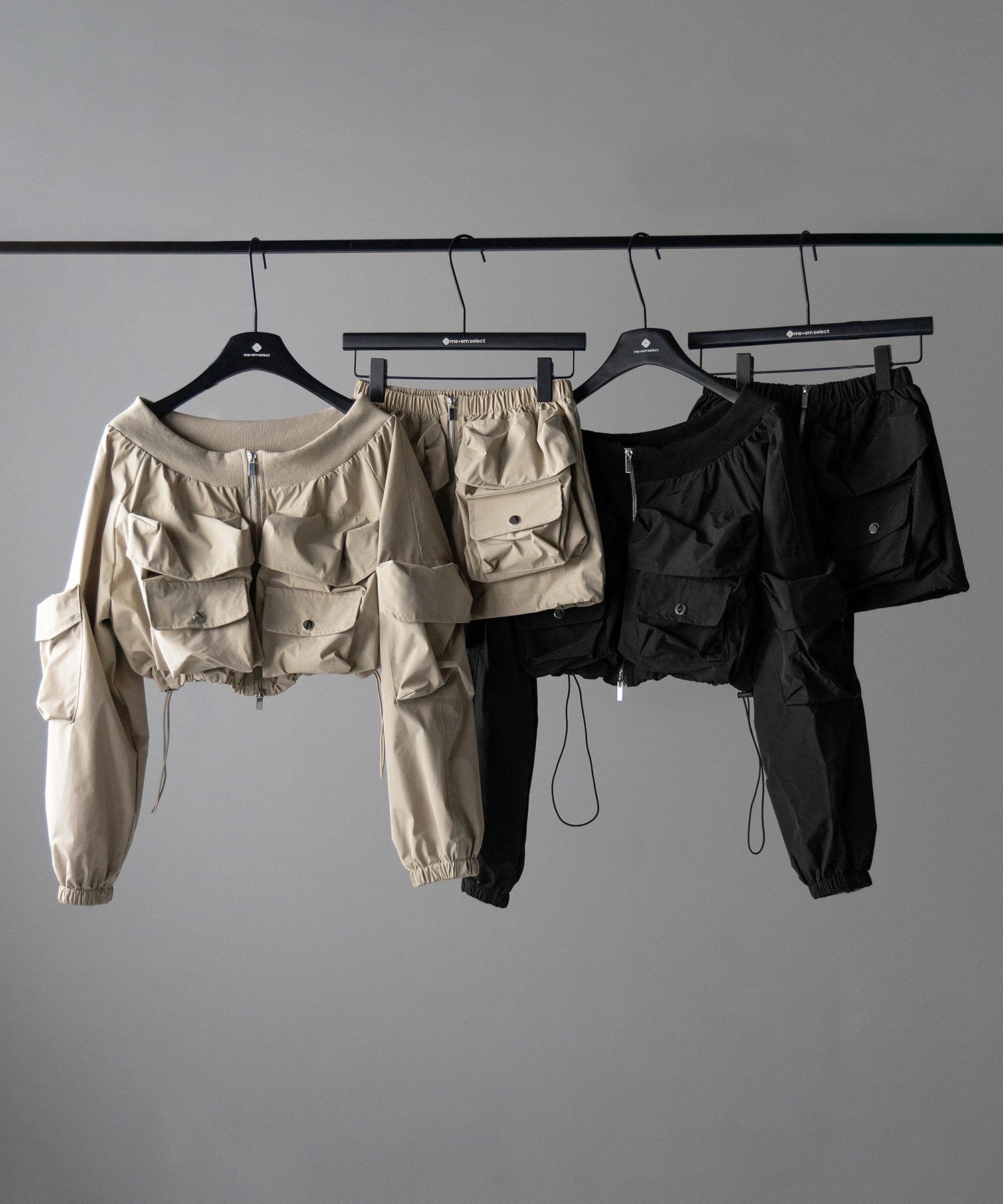 【 セットアップ 】アウトポケットオフショルカーゴブルゾン & ダブルジップカーゴミニスカート SET / out pocket off shoulder cargo blouson & double zip cargo mini skirt SET