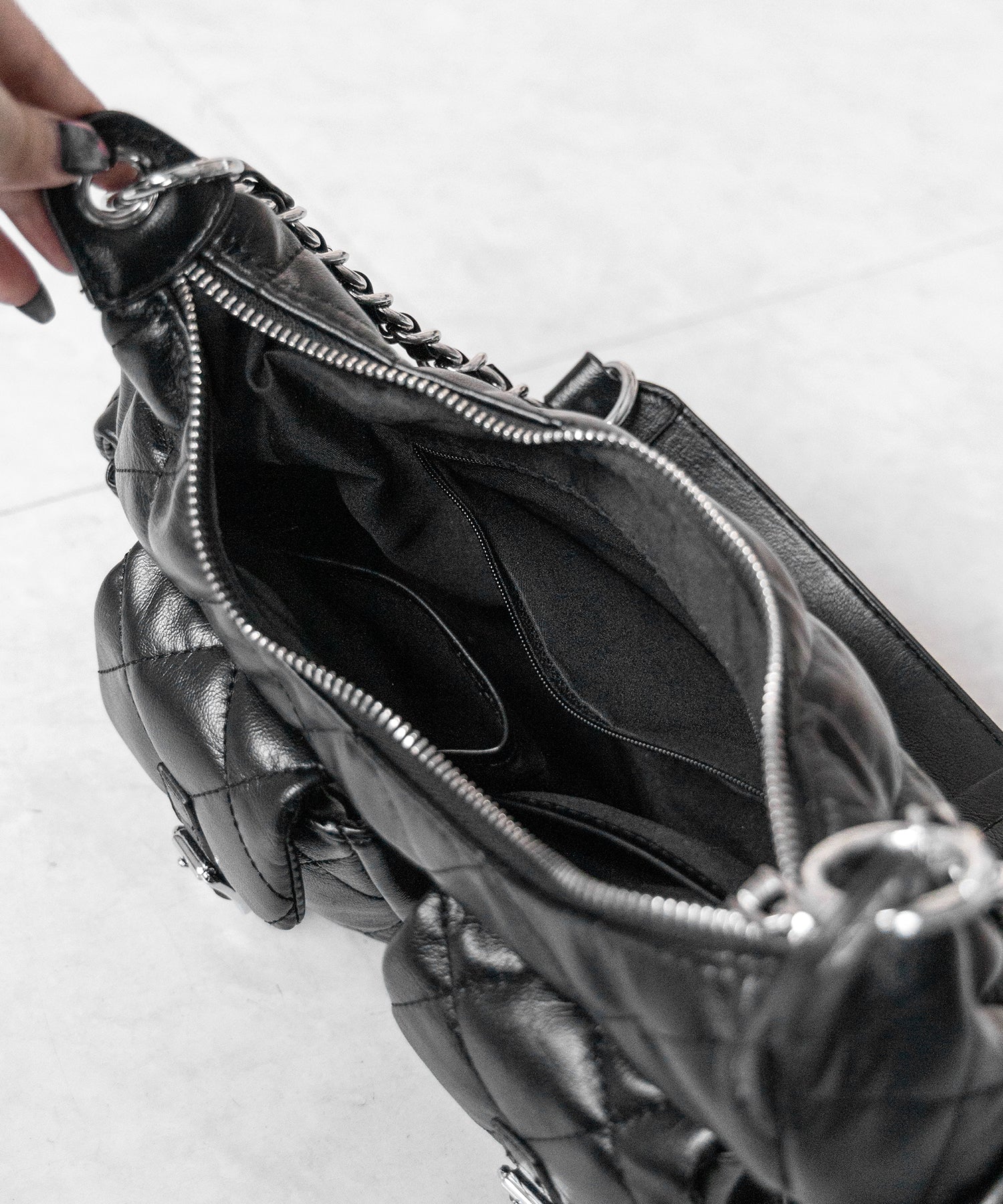 【 2WAY 】アウトポケットキルティングチェーンショルダーバッグ / 2WAY out pocket quilting chain shoulder bag