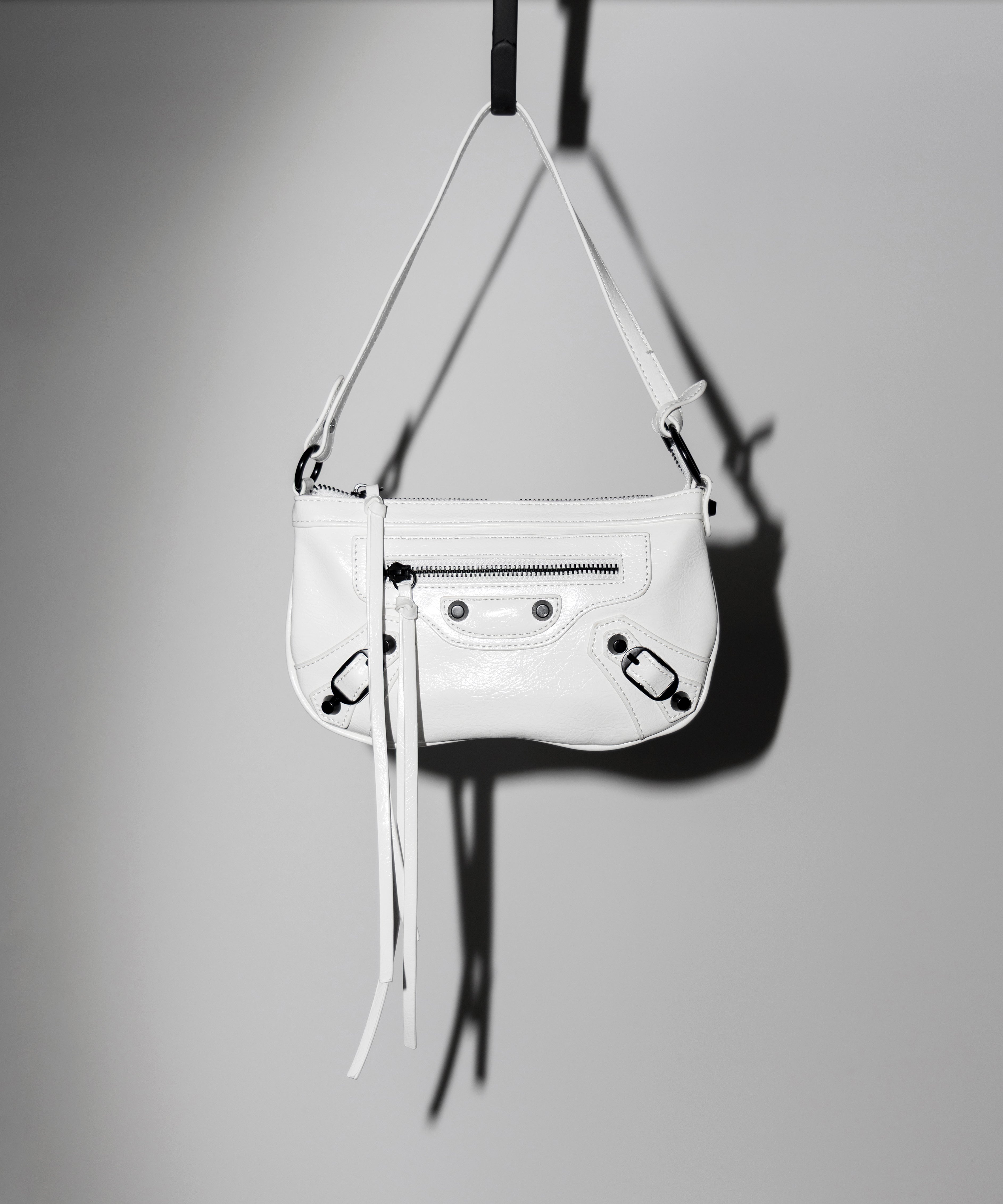 【 ショルダーストラップ付き2WAY 】ヴィンテージライクグランジミニハンドバッグ/ vintage like grunge mini hand bag