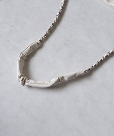 【 A4収納可 】ダブルシャーリングフェイクレザースクエアチェーンバッグ / double shirring fake leather square chain bag
