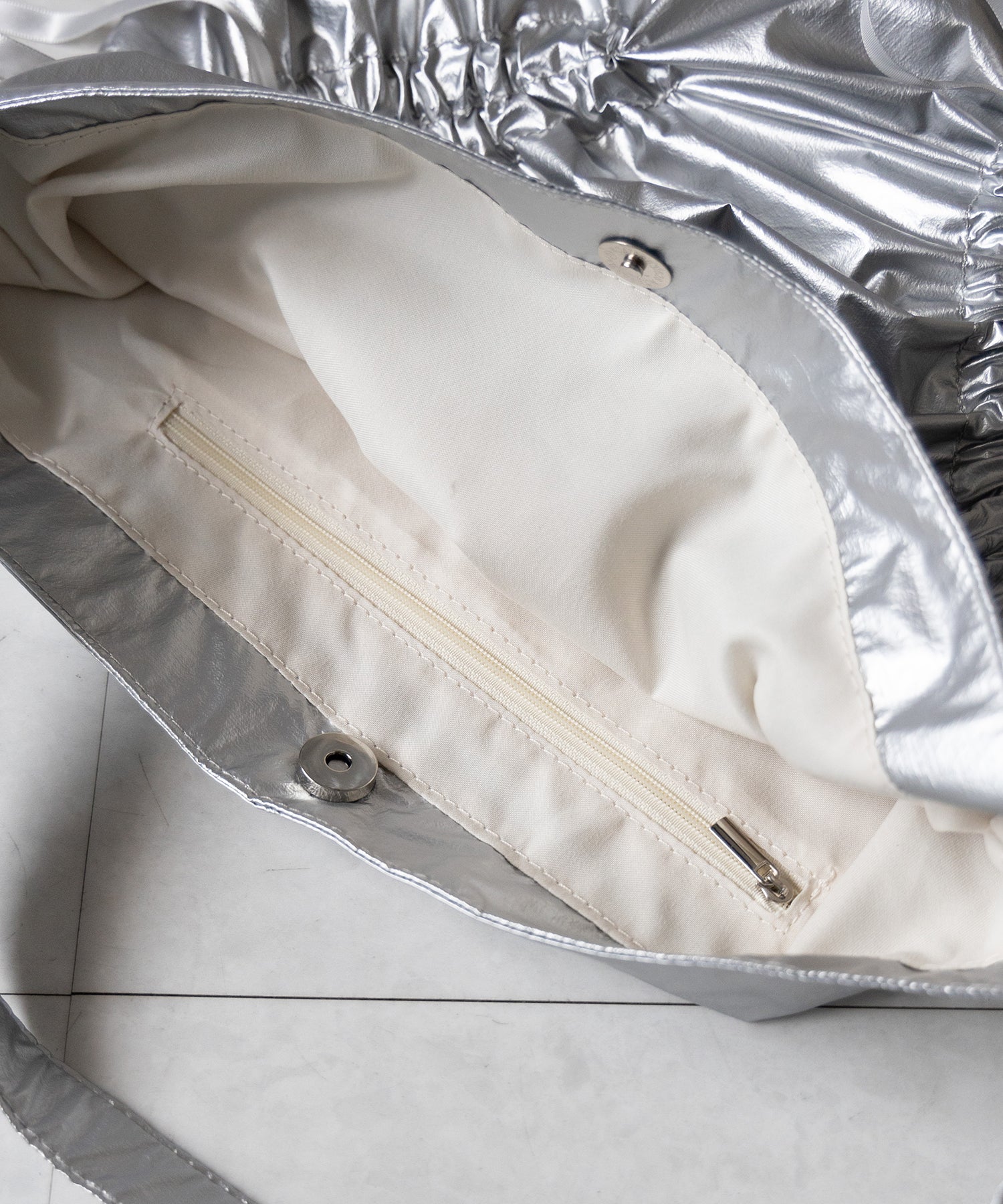 【 2color 】シャーリングリボンメタリックトートバッグ / shirring ribbon metallic tote bag