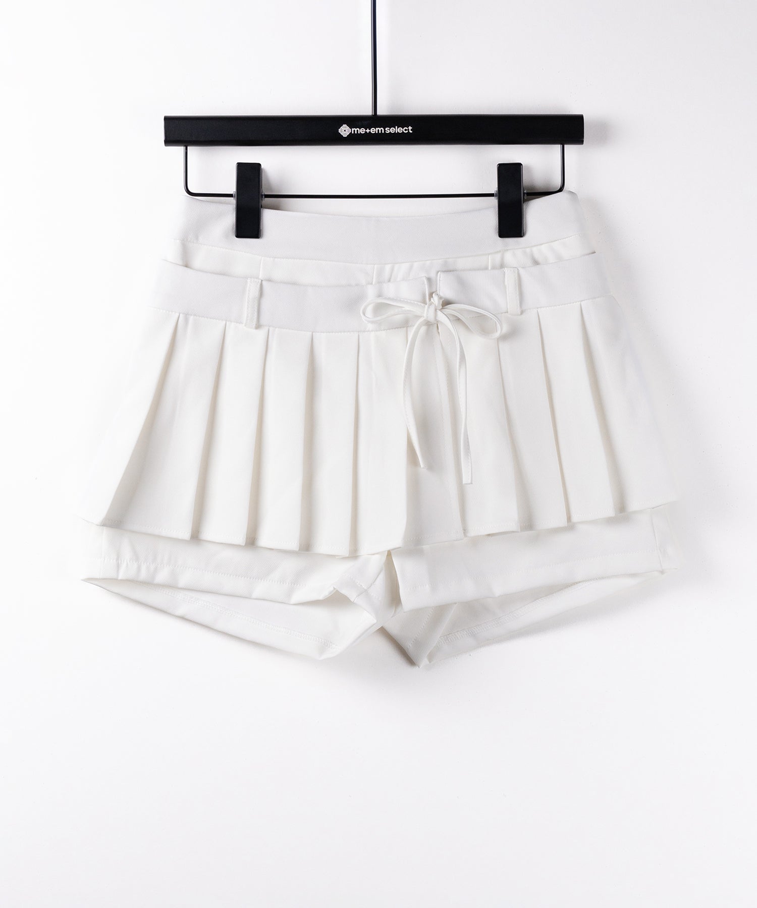 ストラップリボンプリーツショートパンツ / strap ribbon pleated short pants