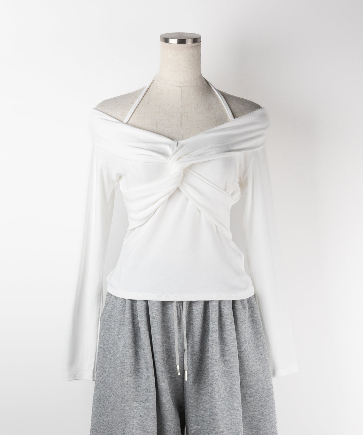 【 2color 】クロスギャザーオフショルカットソートップス / cross gather off shoulder cutsew tops