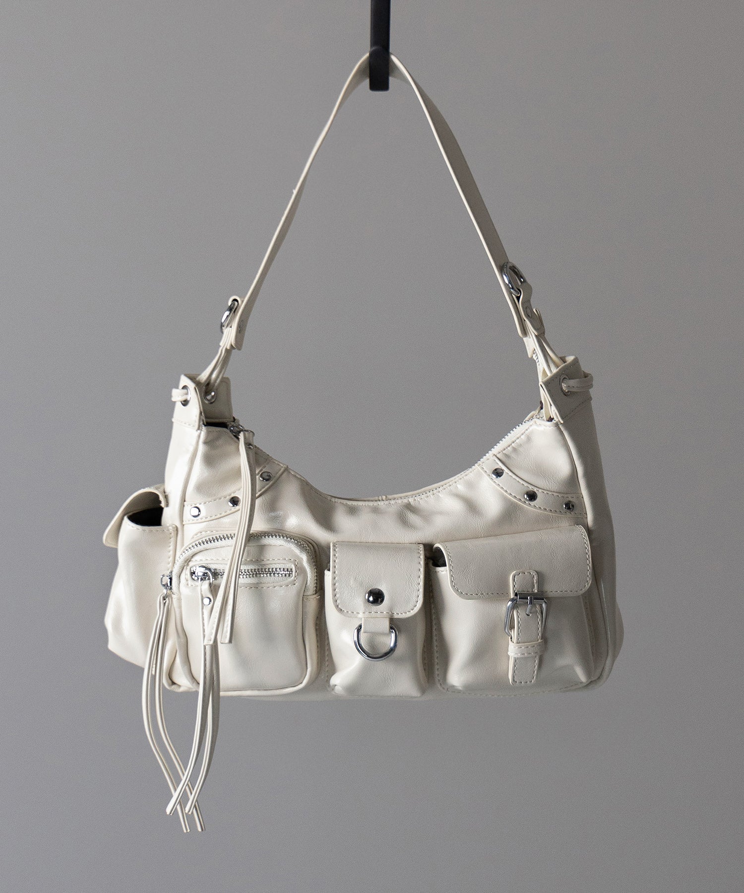 【 ショルダーにできる2WAY 】 4アウトポケットワンハンドルショルダーバッグ / 4 outpocket onehandle shoulder bag