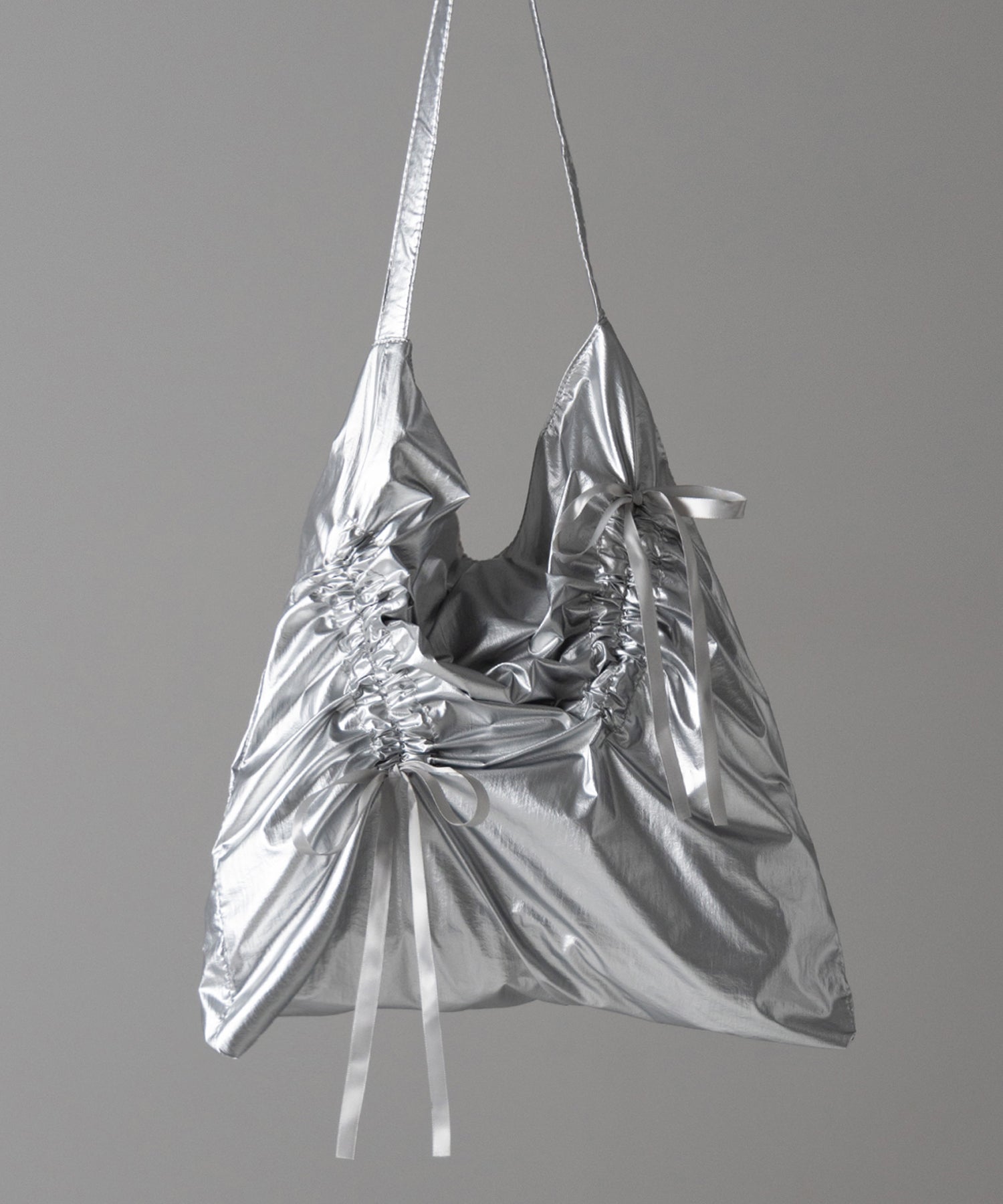 【 2color 】シャーリングリボンメタリックトートバッグ / shirring ribbon metallic tote bag