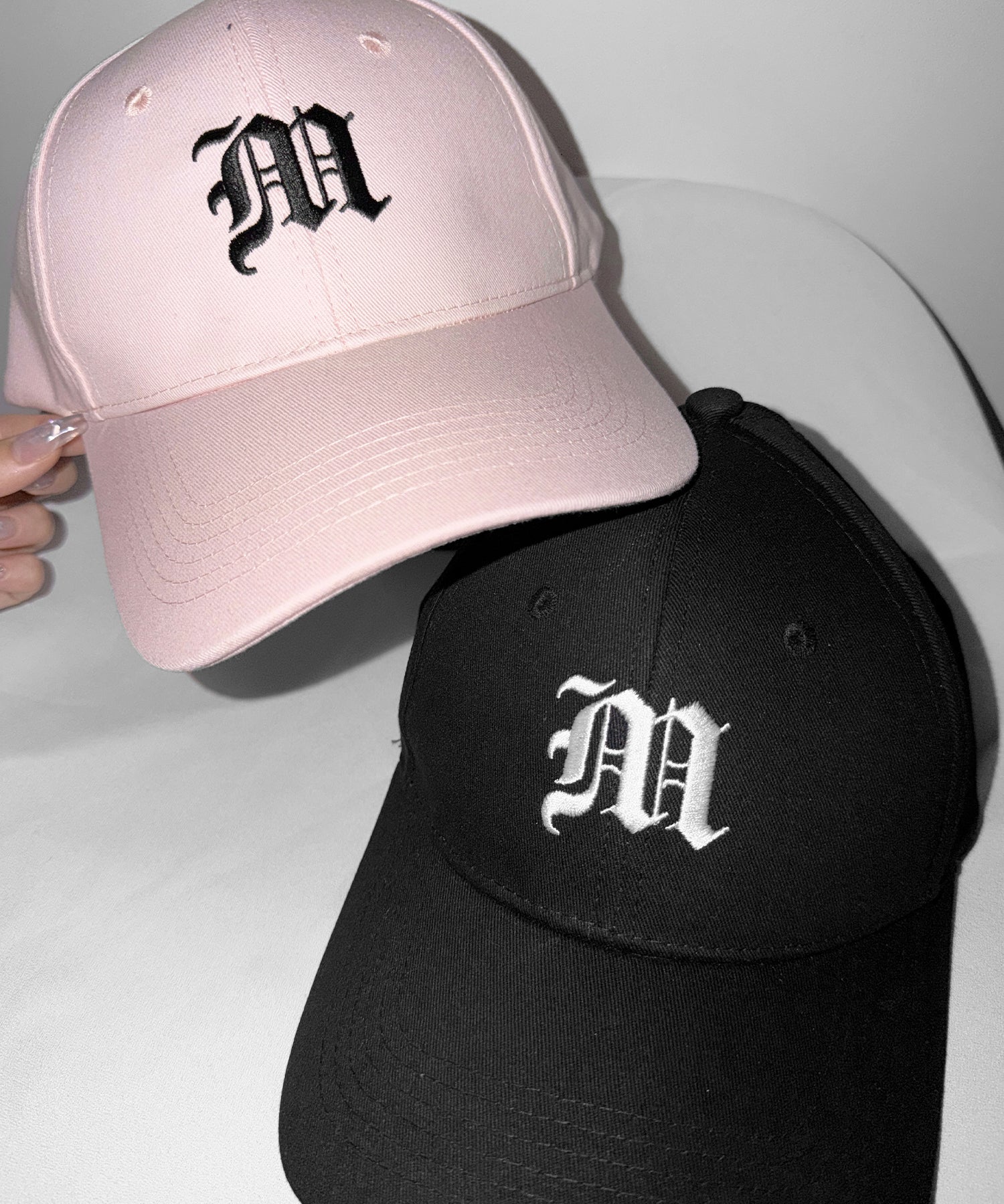 【 新色ピンク追加! 】M LOGO embroidery CAP / M LOGO 刺繍キャップ