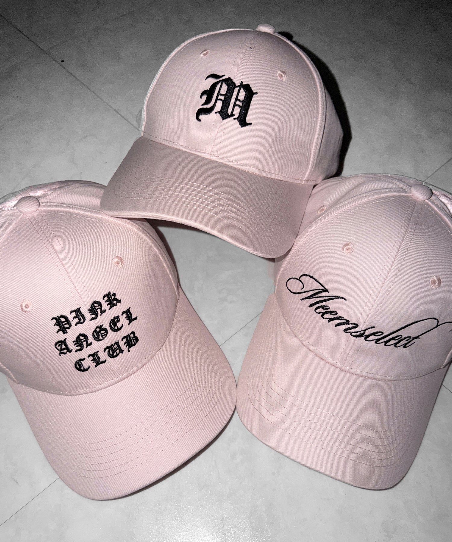 【 PINK ANGEL CLUB 】lettering LOGO embroidery CAP / レタリングロゴ刺繍キャップ