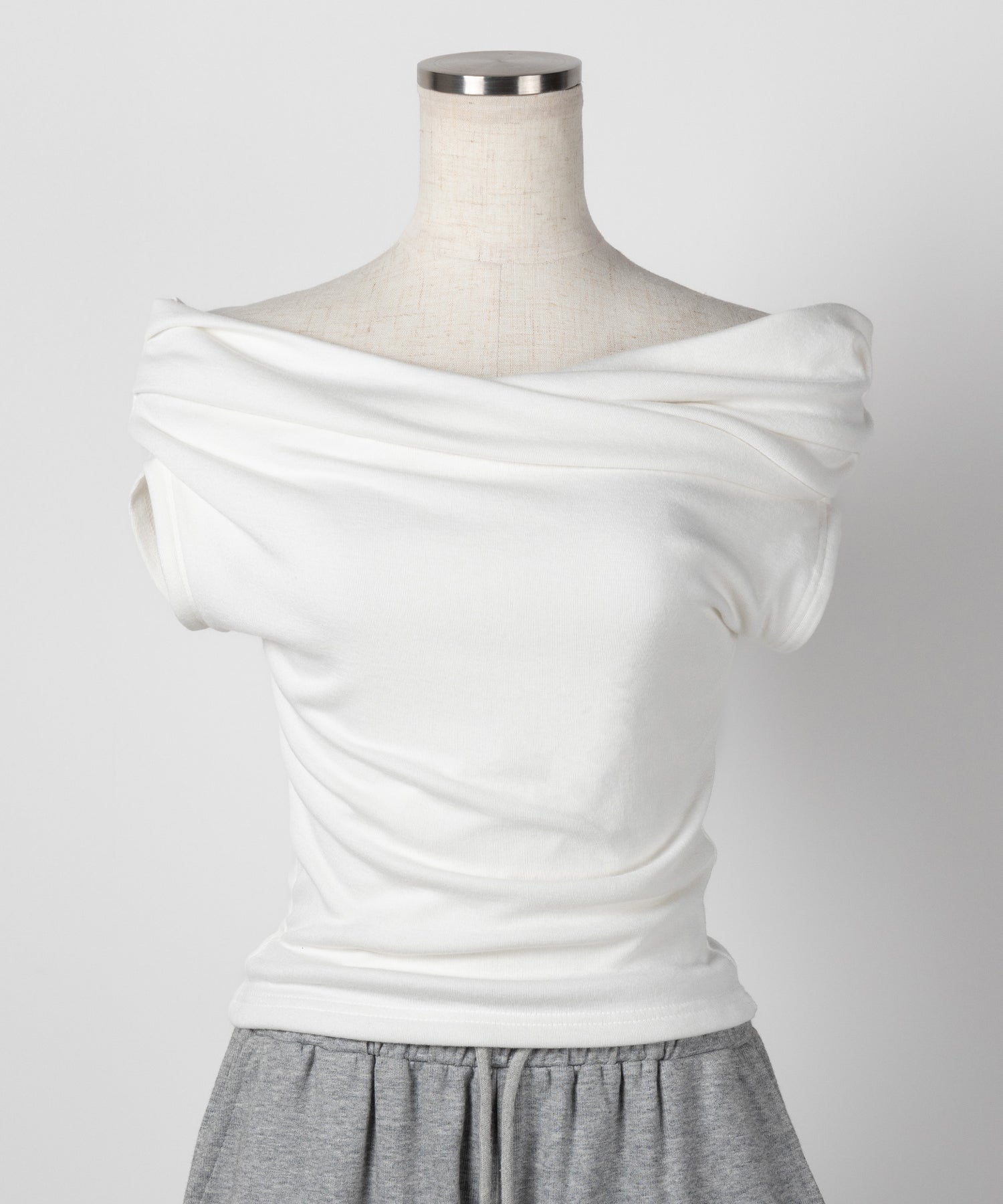 【 2color 】オフショルギャザーノースリーブトップス / off shoulder gather nosleeve tops