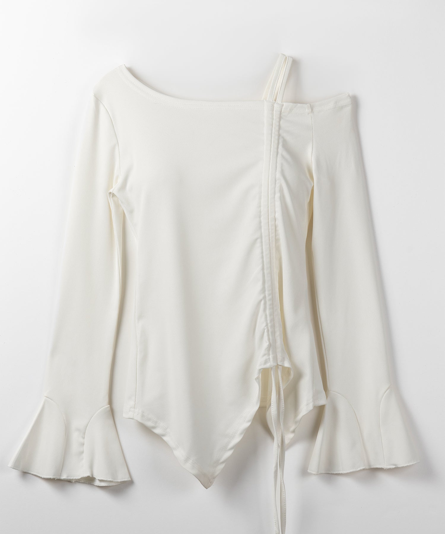 シャーリングリボンスリットワンショルダートップス / shirring ribbon slit one shoulder tops
