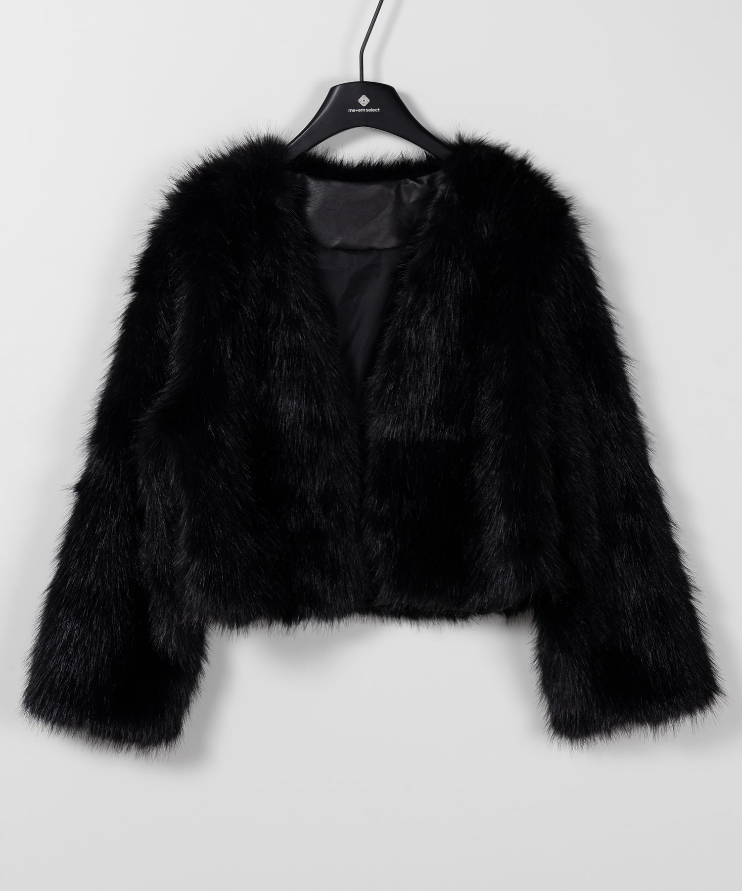 ノーカラーショートフェイクファーコート