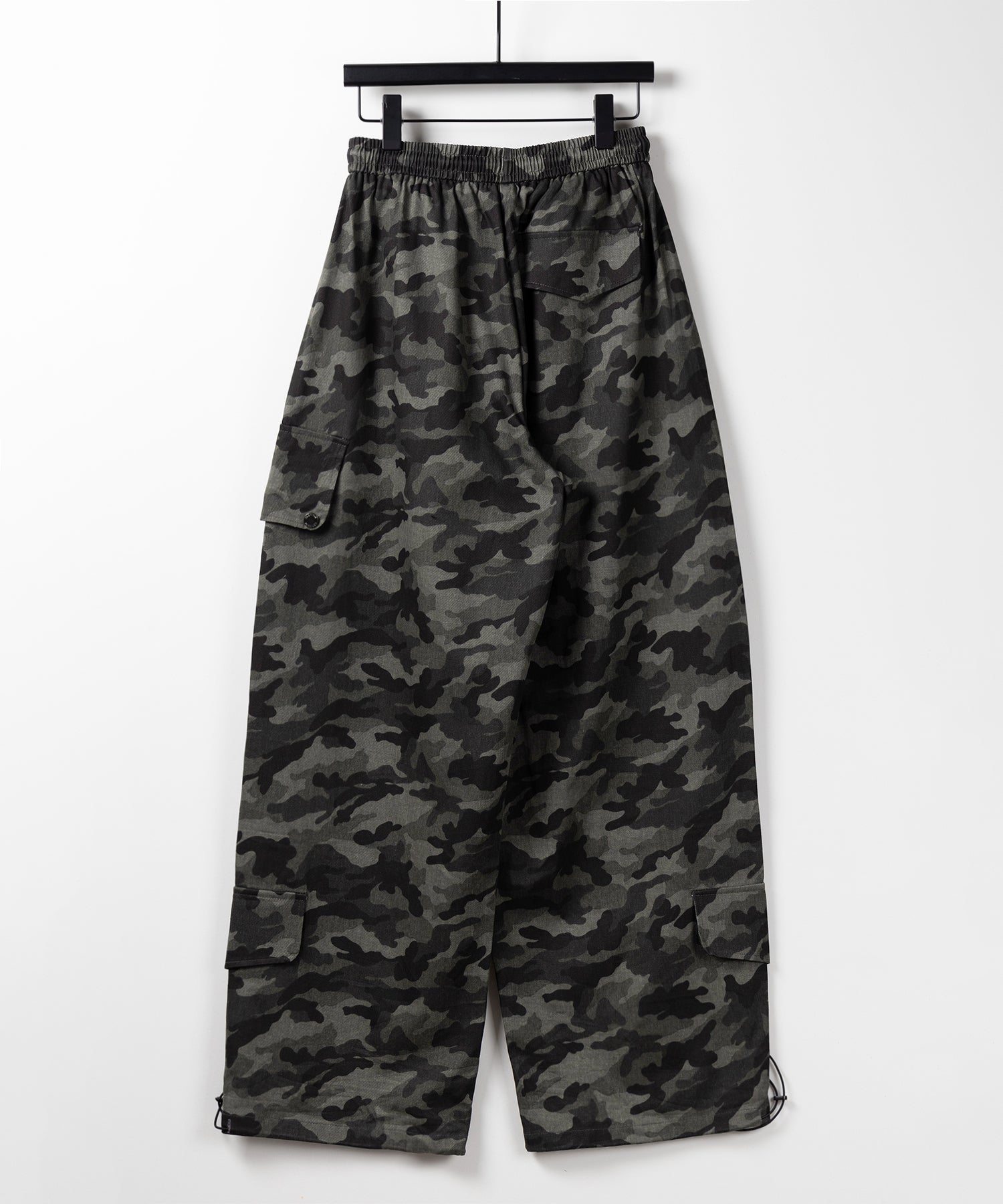 【 裾絞り可能2WAY 】カモフラミリタリーツイルワイドカーゴパンツ / camouflage military twill wide cargo pants