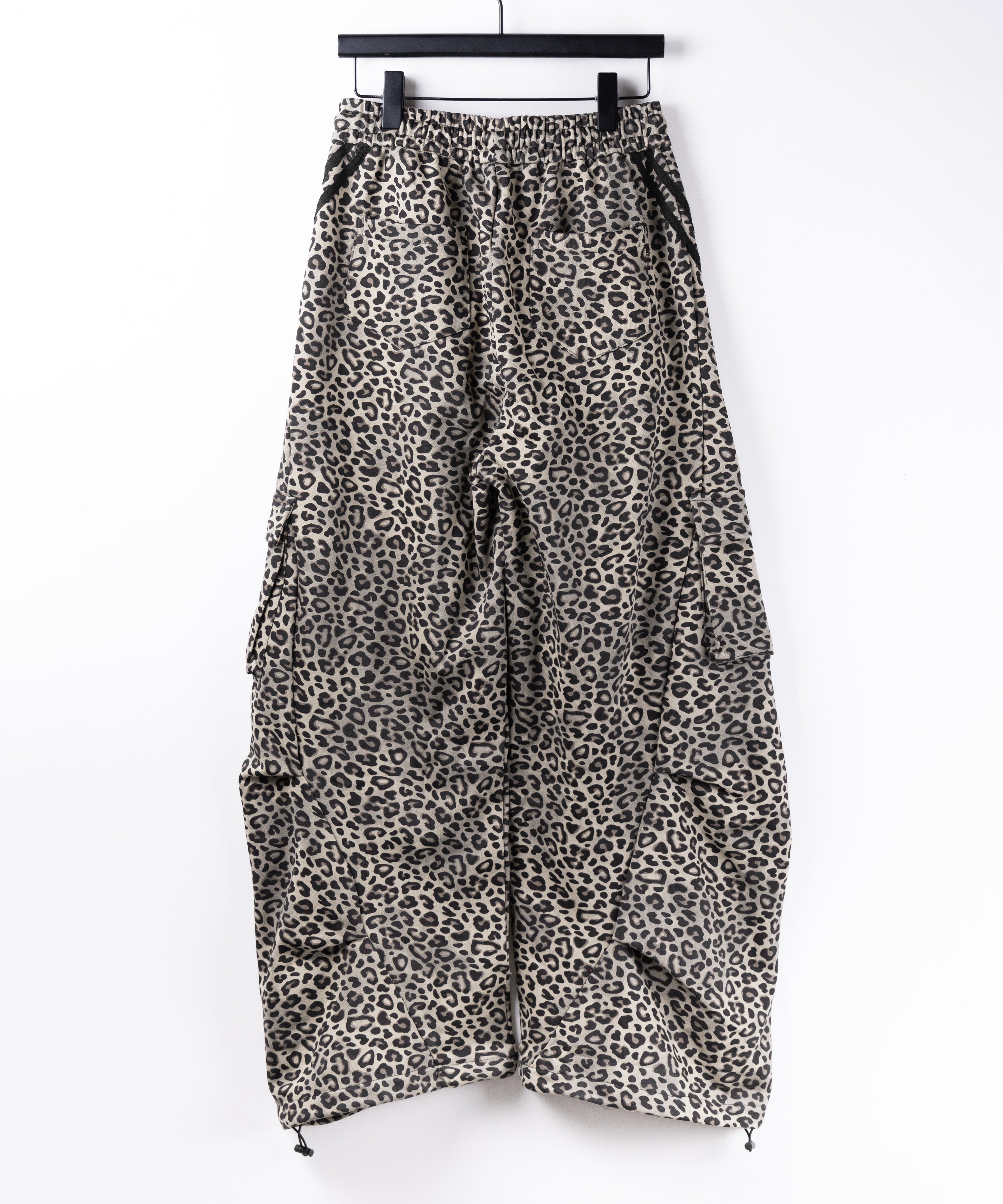 【 裾絞り可能2WAY 】レオパードヴィンテージサイドラインタックワイドスウェットパンツ / leopard vintage side line tuck wide sweatpants