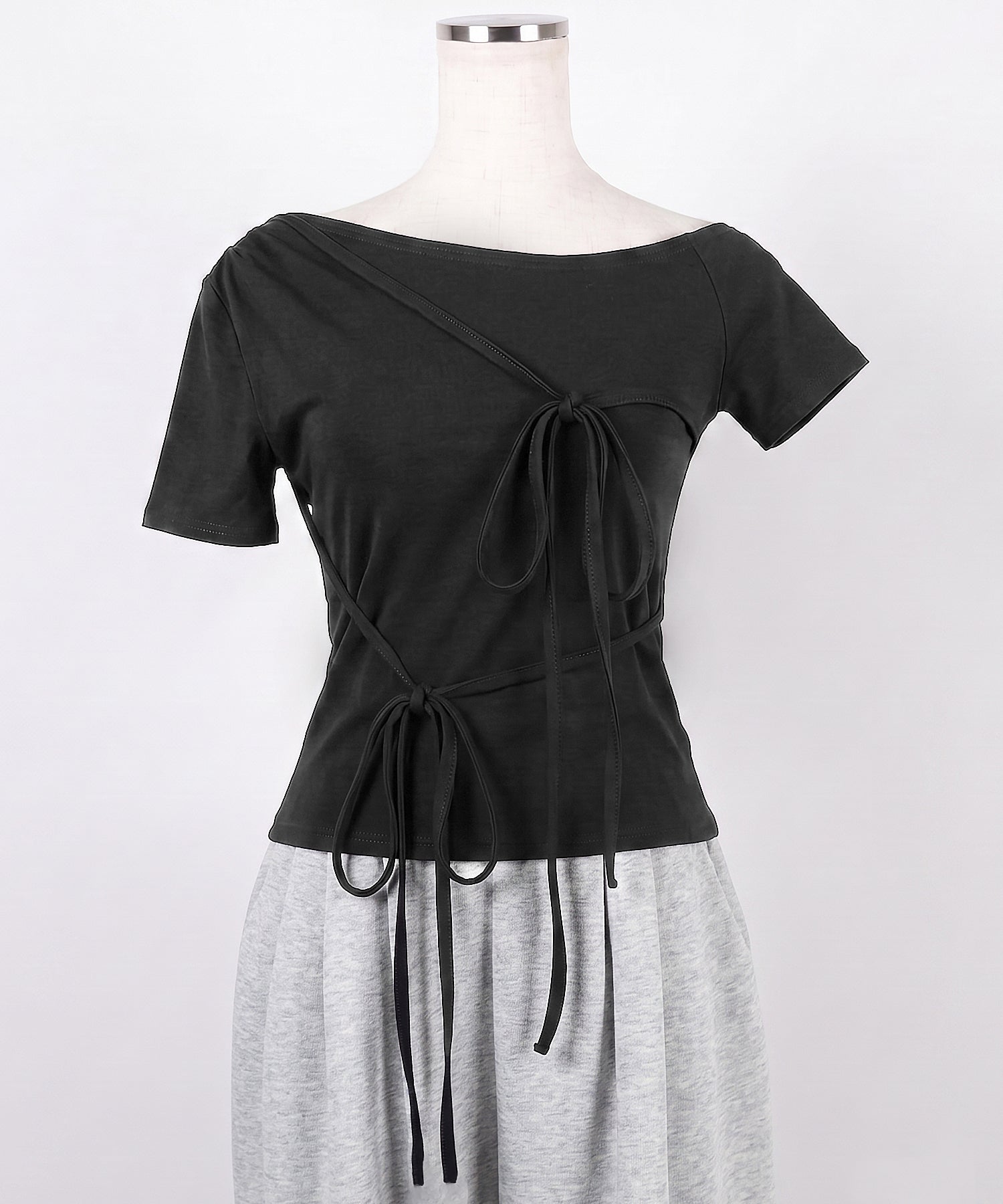 ストリングリボンスリムフィットTシャツ / string ribbon slim fit T-shirts