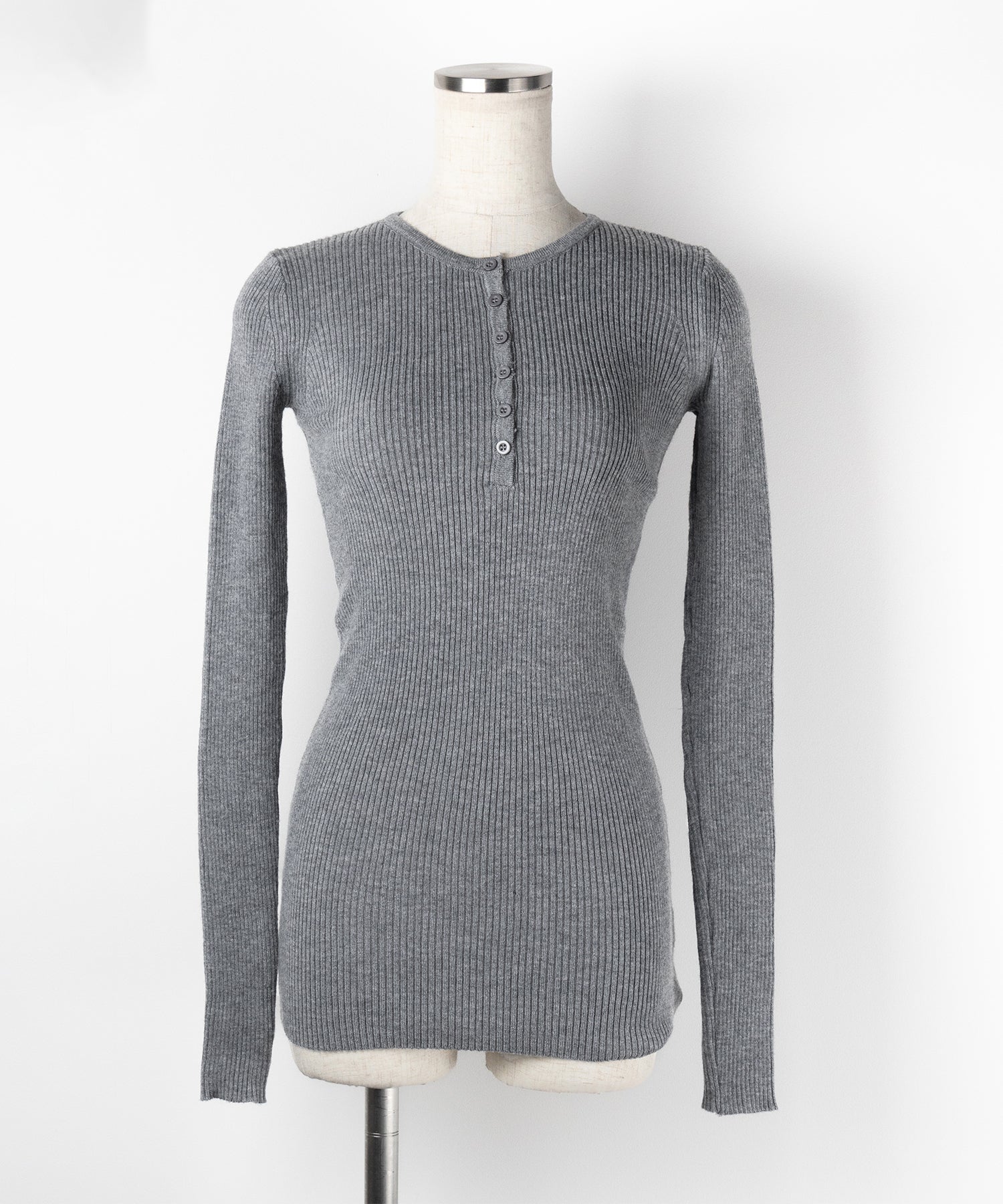 【 セットアップ 】ヘンリーネックスリムリブニットトップス&ニットショートパンツ SET / henley neck slim rib knit tops & knit short pants SET