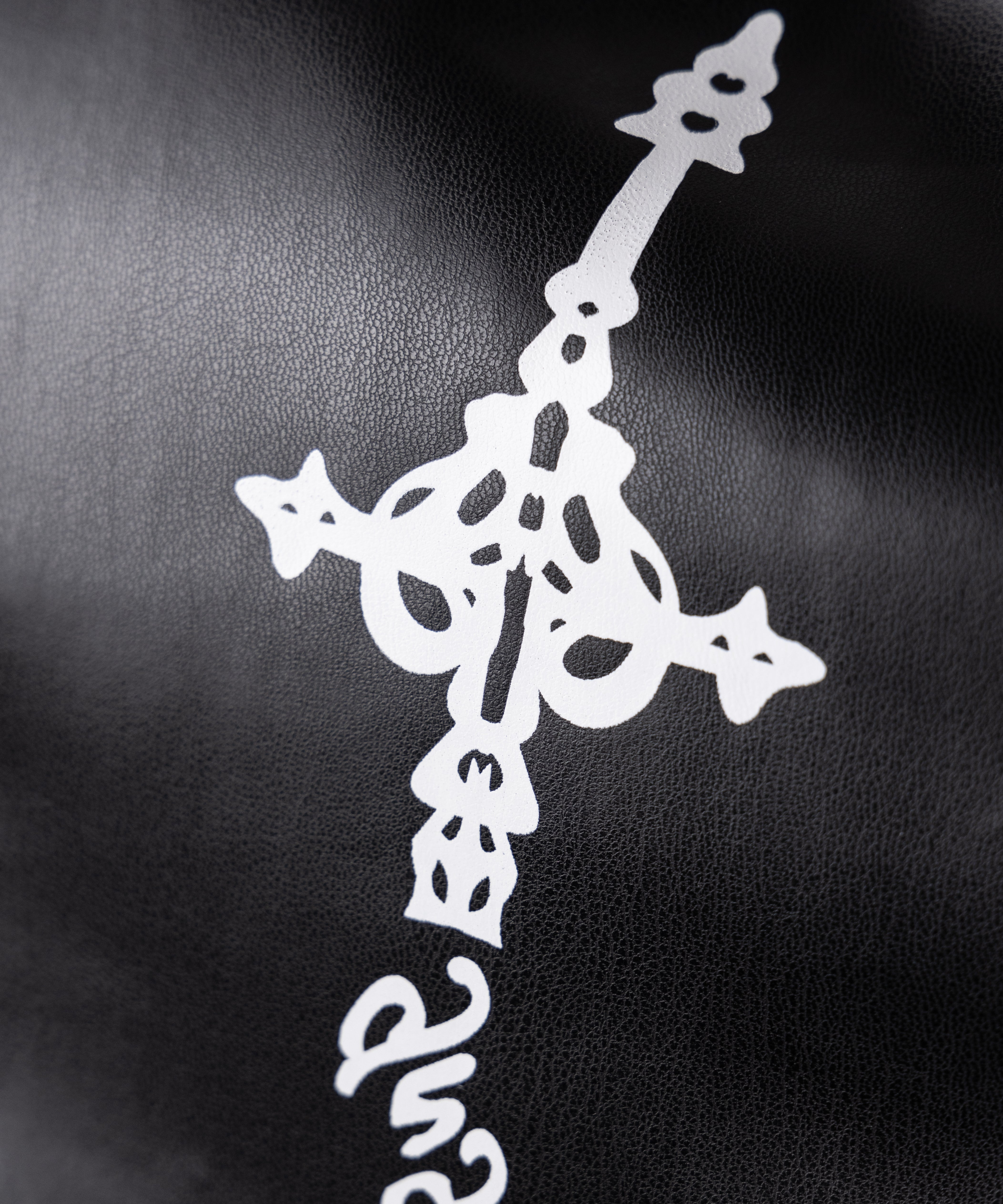 クロスデザインフェイクレザーベアトップ / cross design fakeleather bare tops