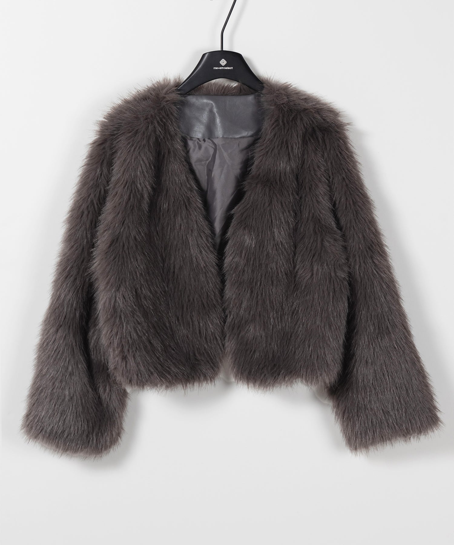 ノーカラーショートフェイクファーコート