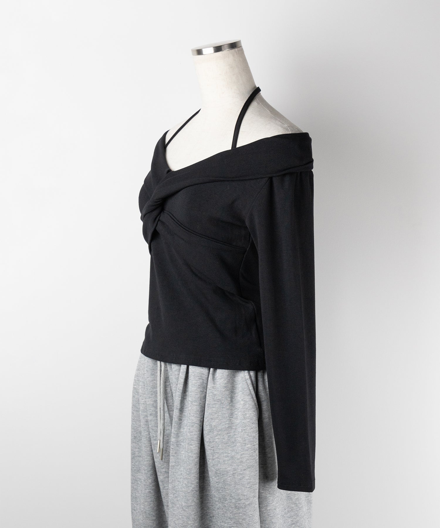 【 2color 】クロスギャザーオフショルカットソートップス / cross gather off shoulder cutsew tops