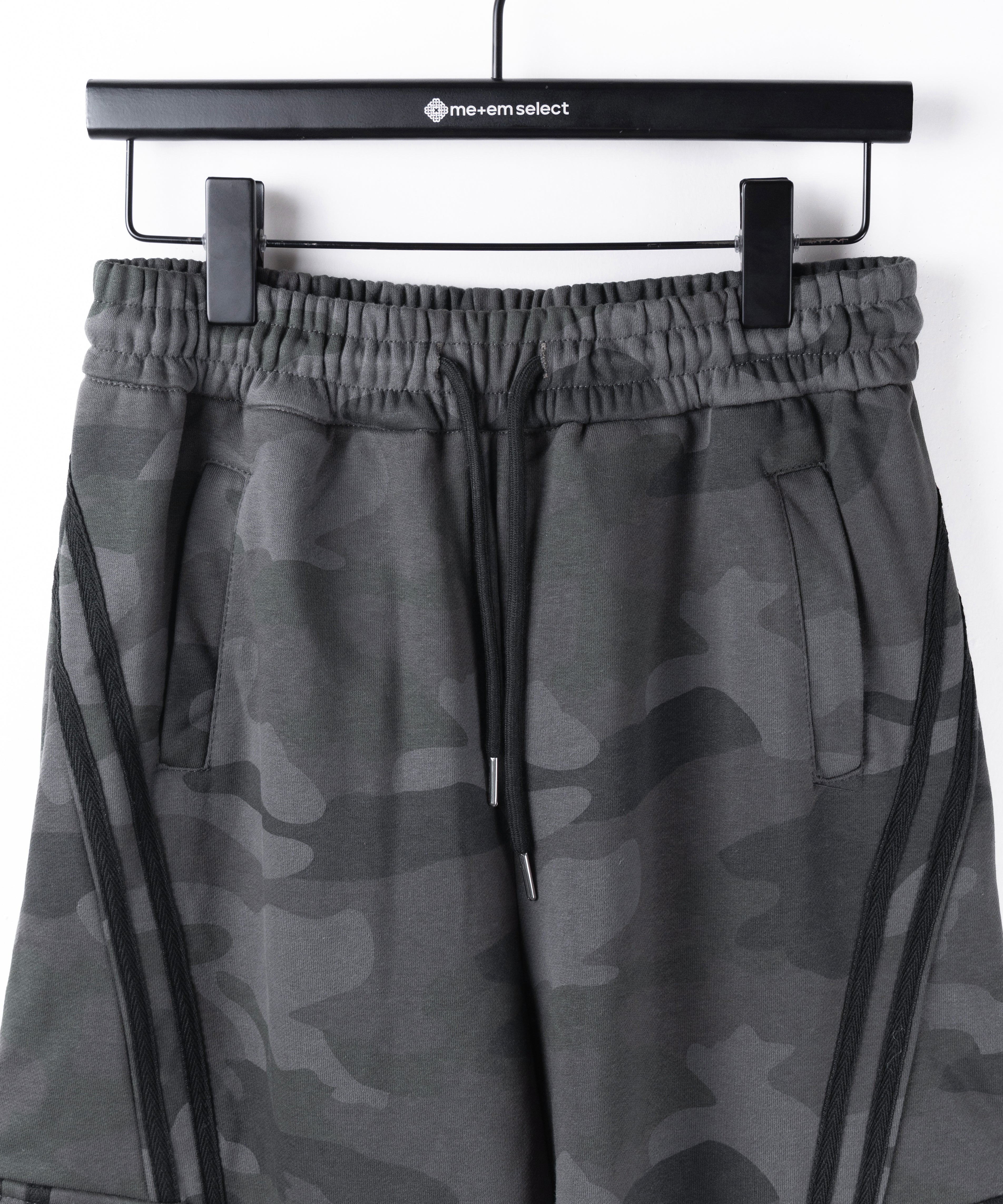 【 裾絞り可能2WAY 】カモフラヴィンテージサイドラインタックワイドスウェットパンツ / camouflage vintage side line tuck wide sweatpants