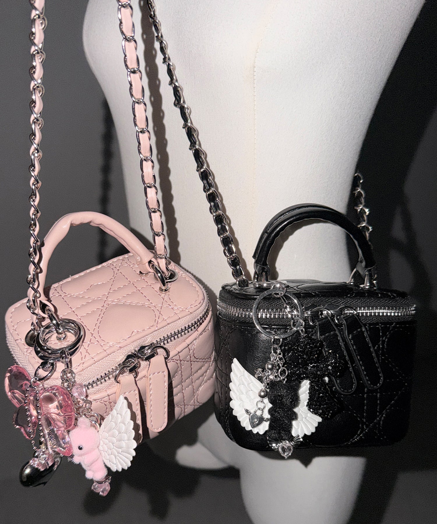 ハートキルティングミニバニティバッグ / heart quilted mini vanity bag