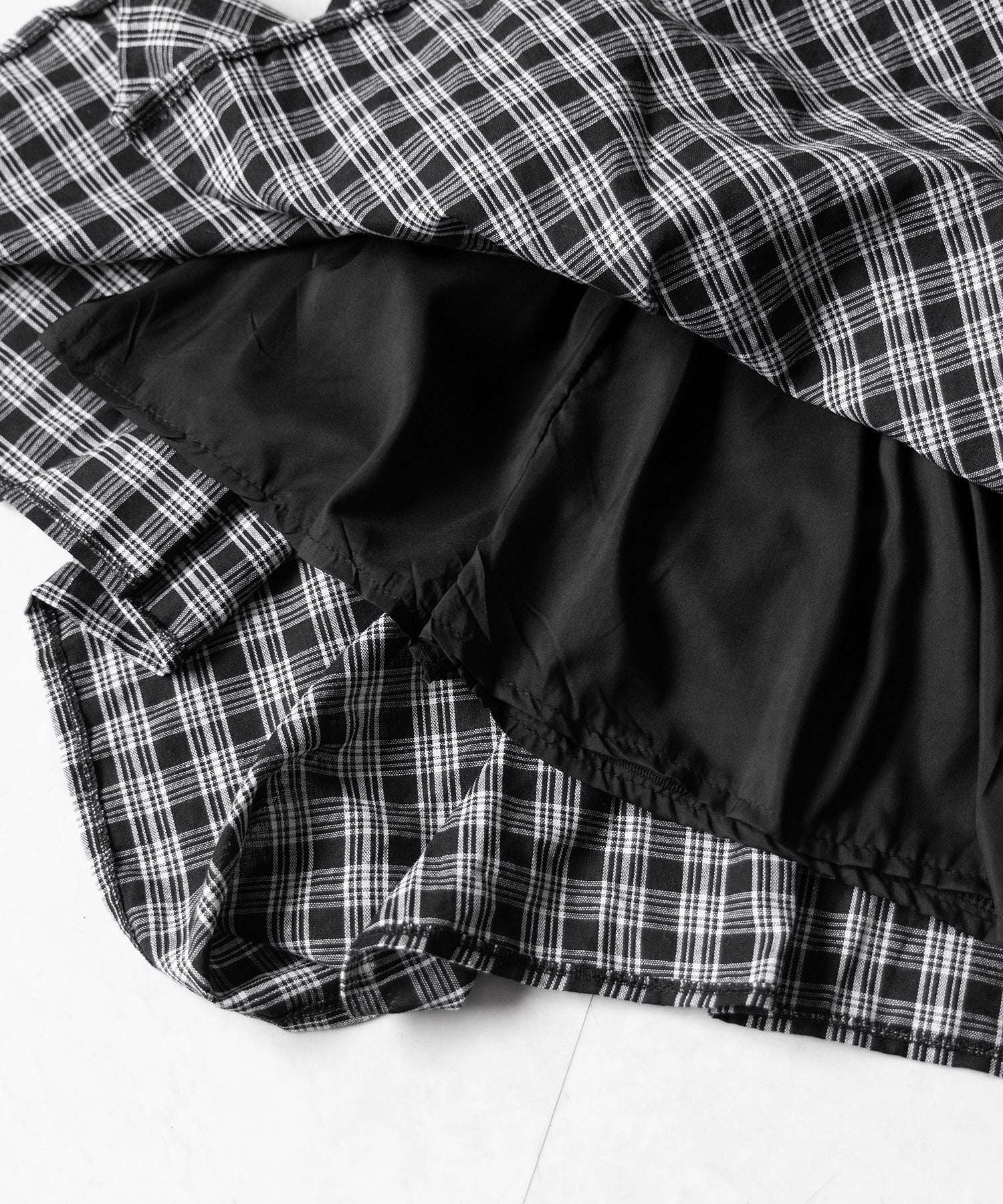 【 選べる2素材/インナーパンツ裏地付 】シャツレイヤードチェックミニスカート / shirt layered check mini skirt