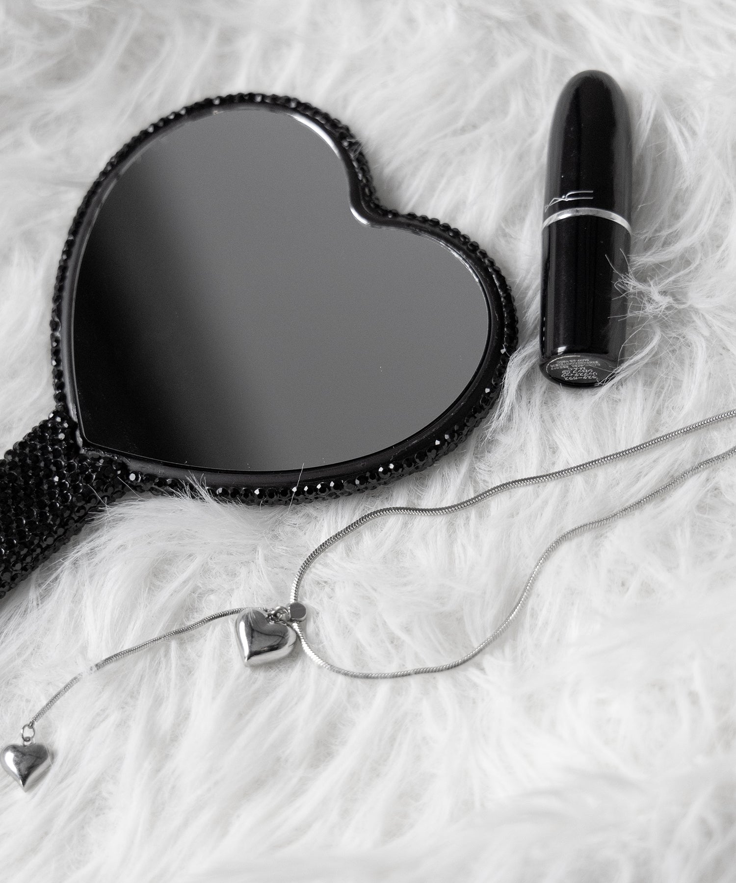 ラインストーンブラックハートハンドミラー / rhinestone black heart hand mirror
