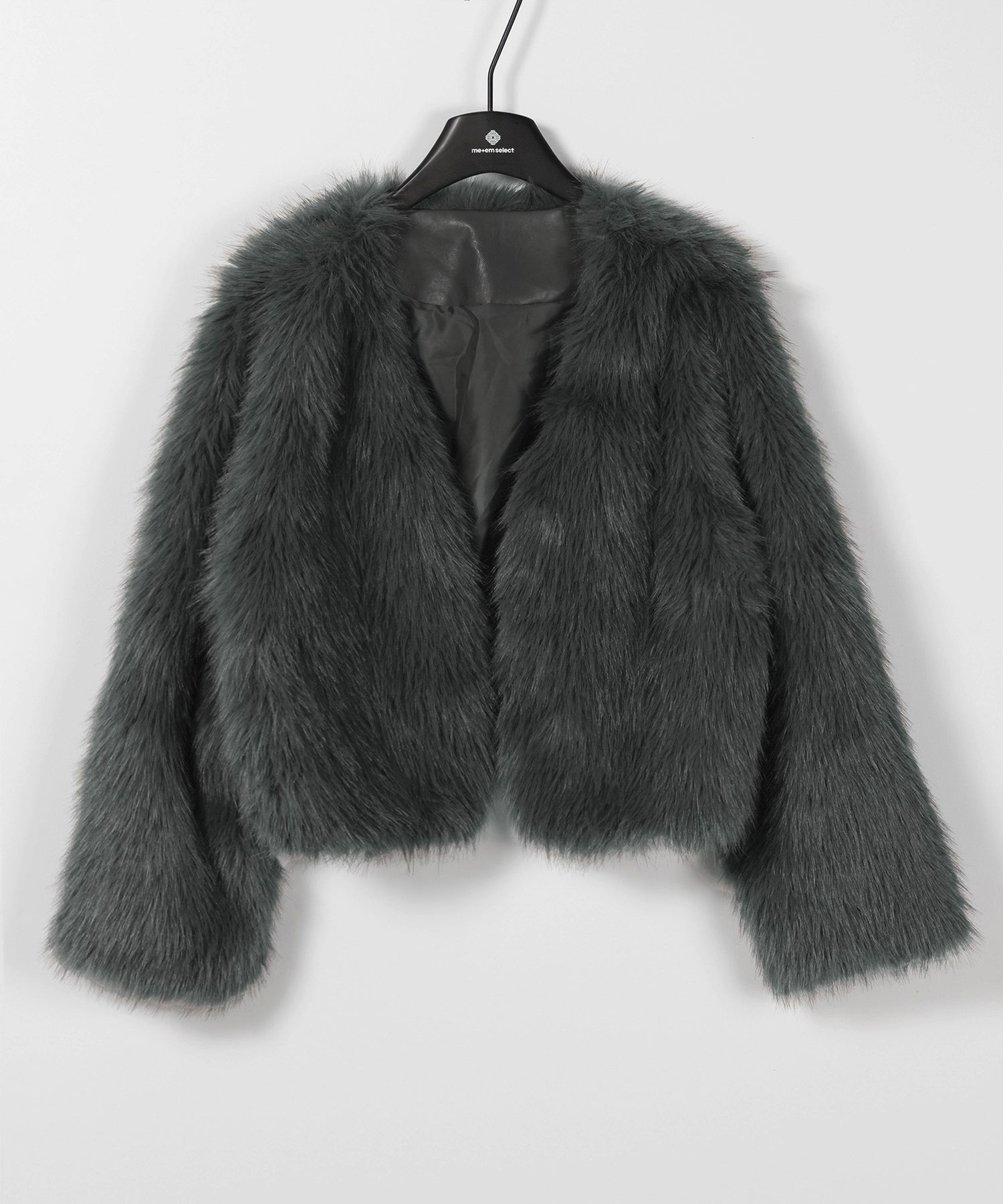 ノーカラーショートフェイクファーコート