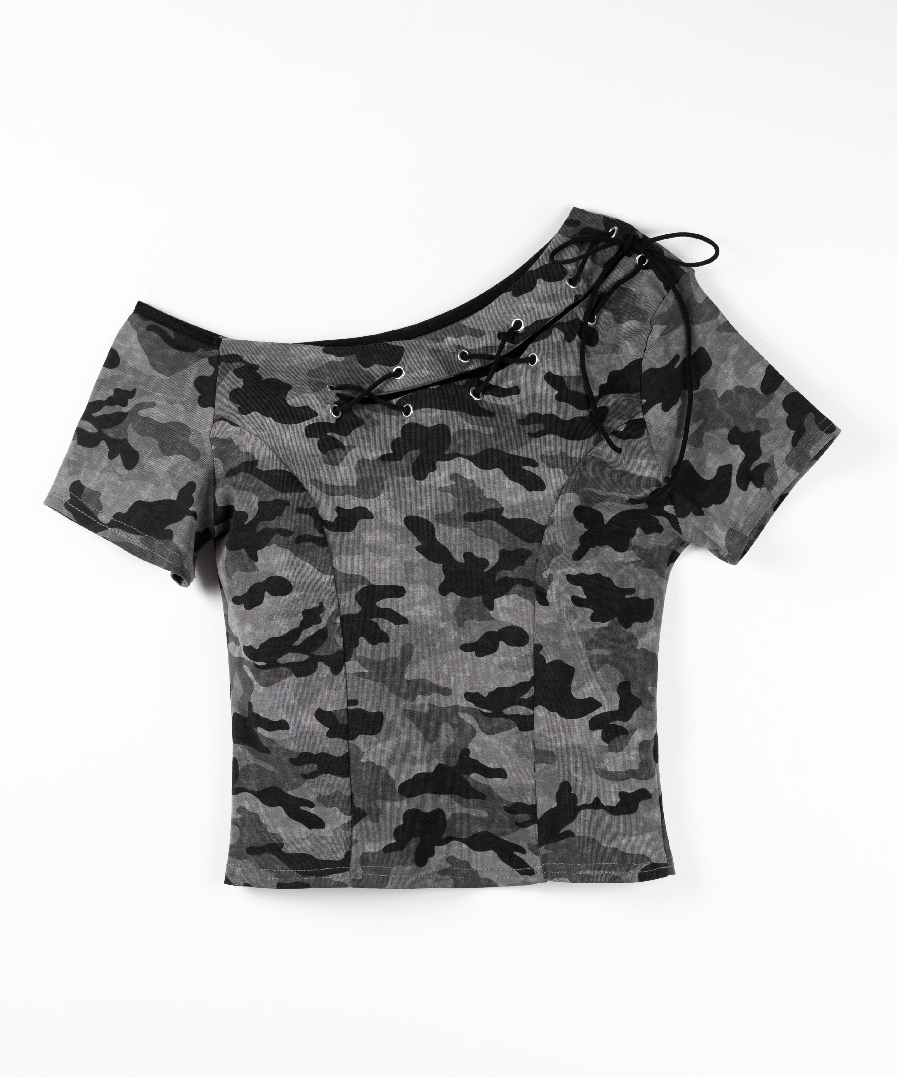 ヴィンテージカモフラカットアウトレースアップワンショルTシャツ / Vintage camouflage cutout laceup one shoulder T-shirt