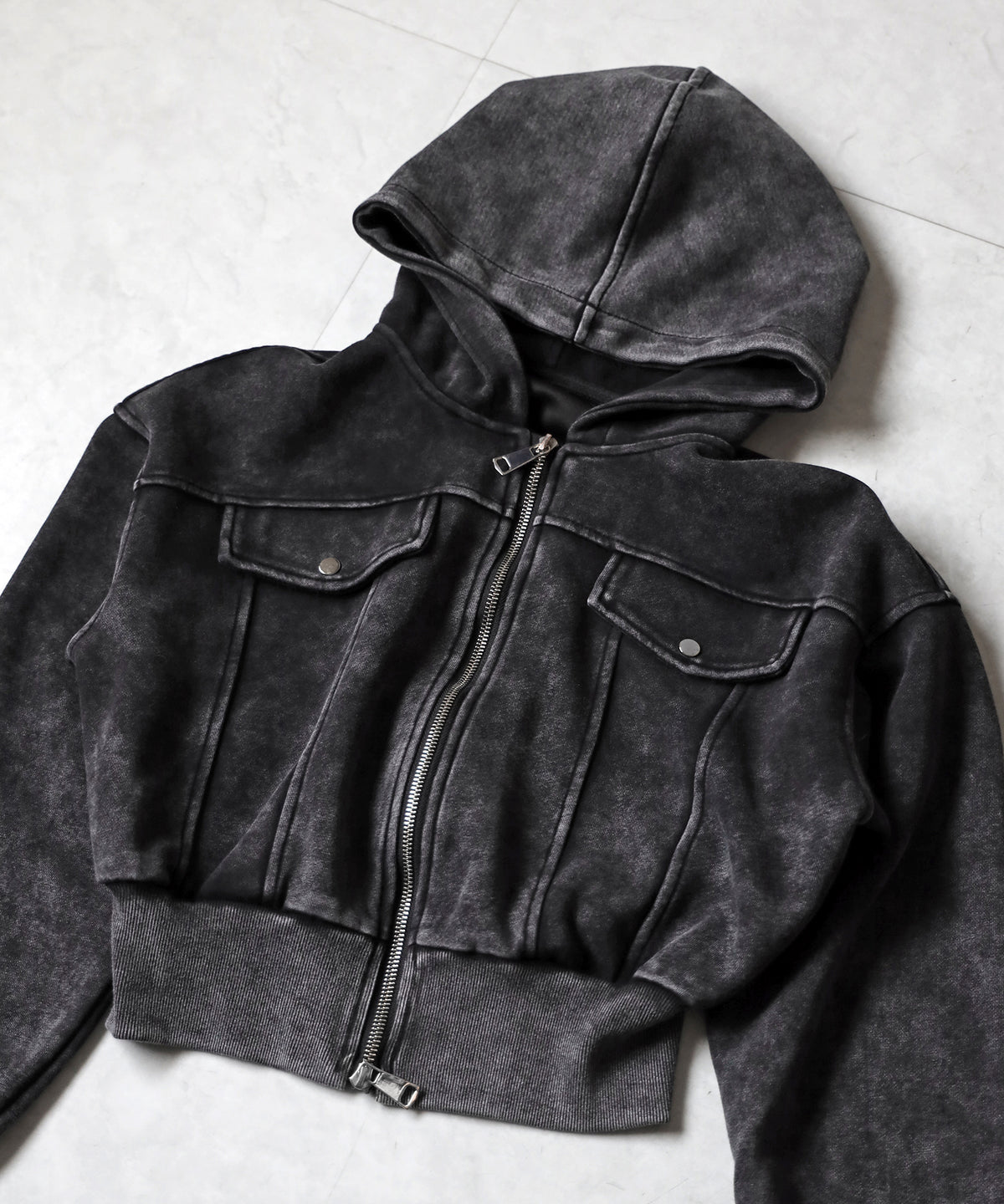 ピグメントダブルジップショートパーカー / pigment double zip short hoodie