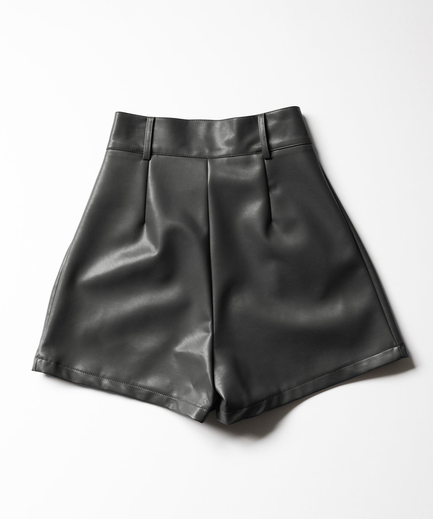 【 3color / 5size 】太ベルトハイウエストタックレザーショートパンツ