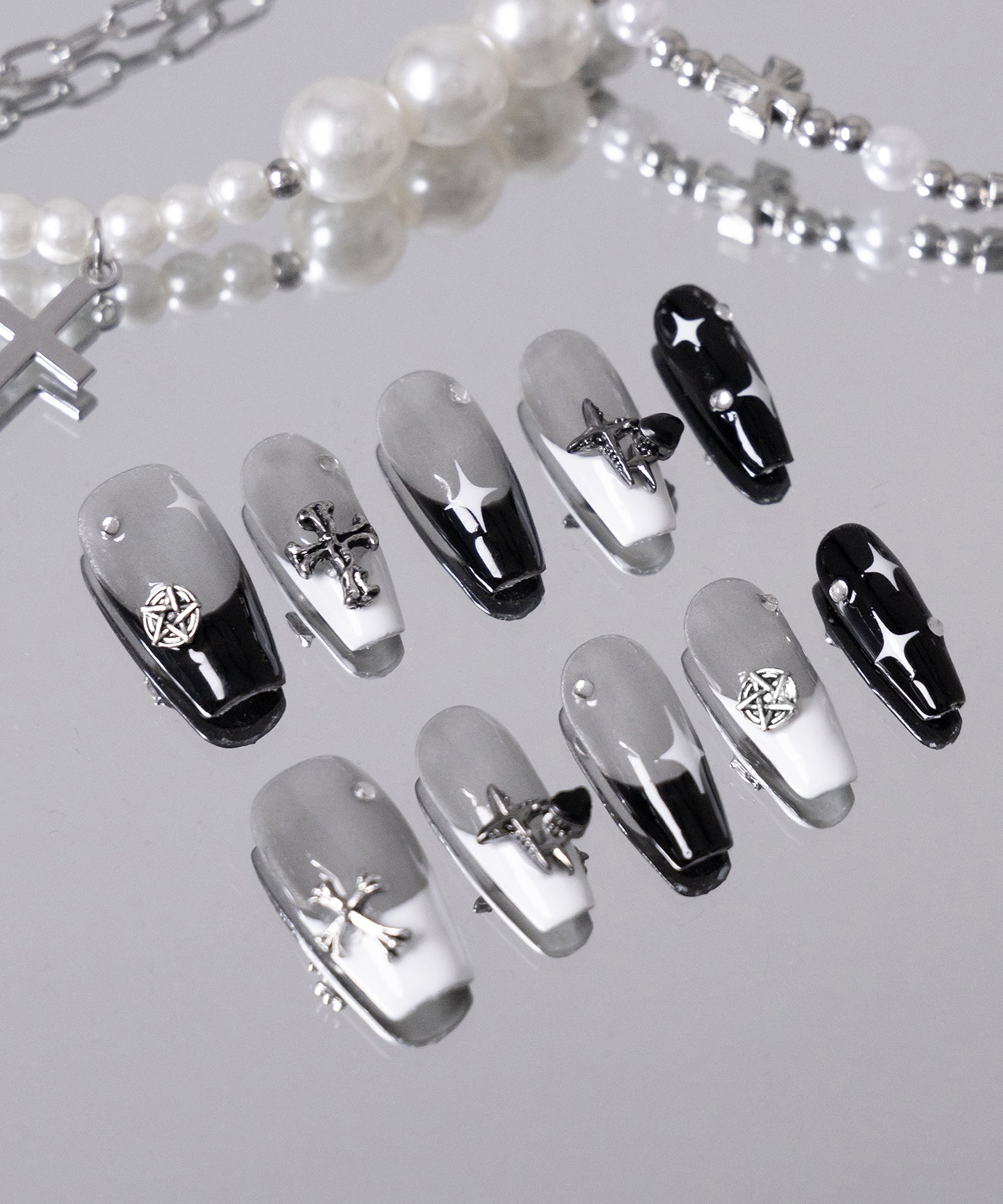 モノトーンクロスキラキラフレンチネイルチップ / monotone cross kirakira french nail tips