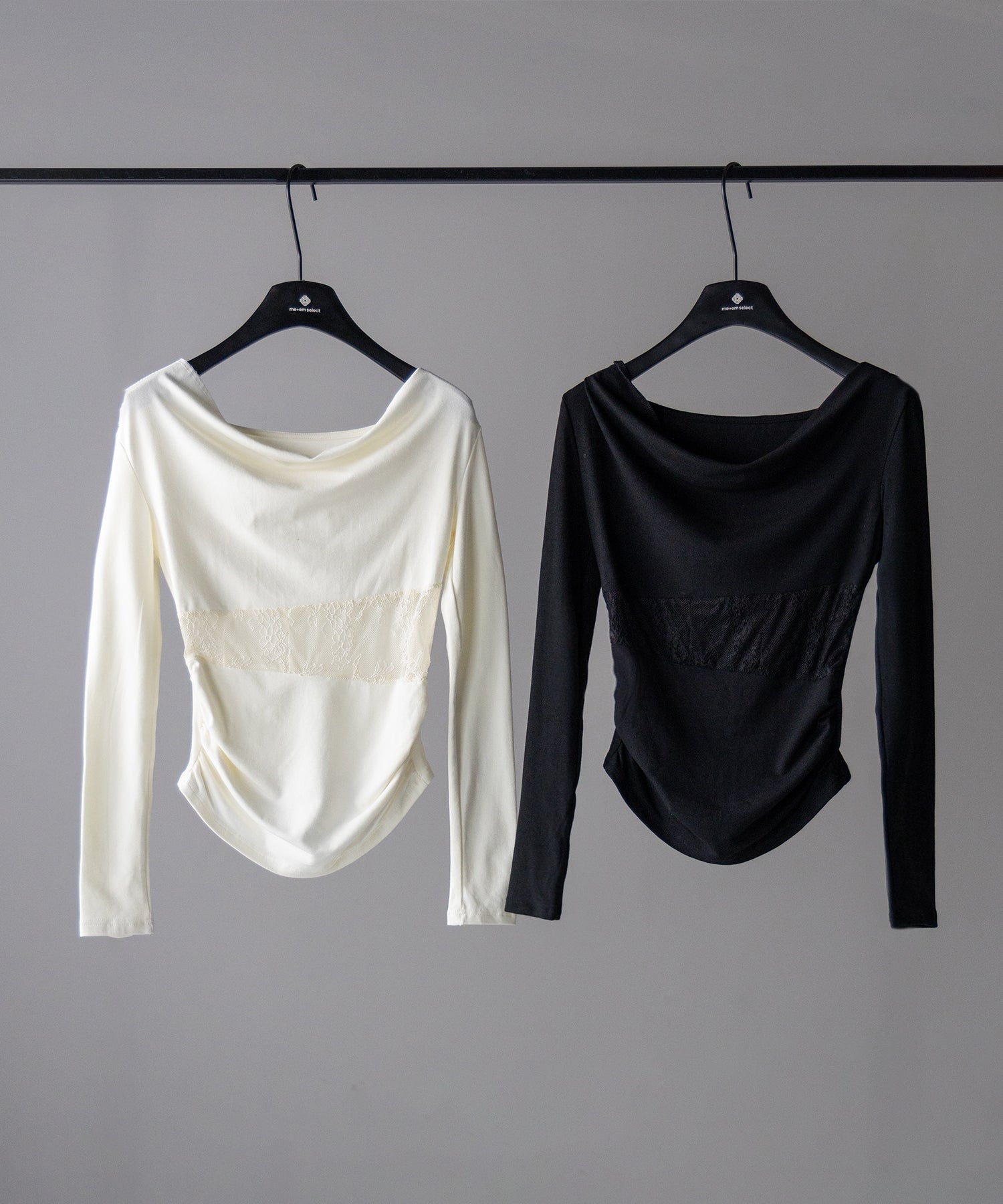 【 2color 】ウエストレースカットアウトオフショルトップス / waist lace cutout offshoulder tops