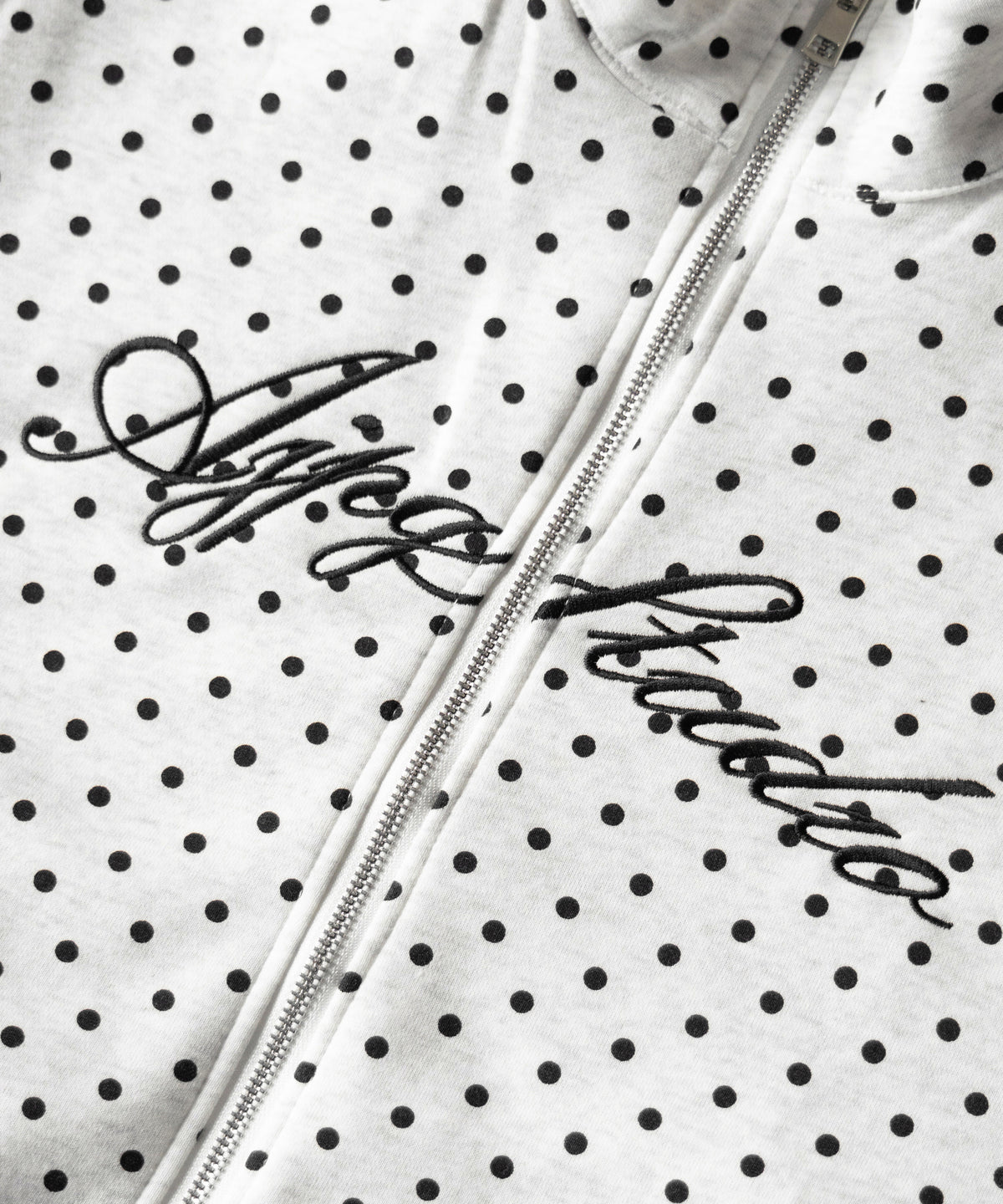 レタリングロゴ刺繍ドットラインオーバースウェットブルゾン / lettering logo embroidery dot line over sweat blouson