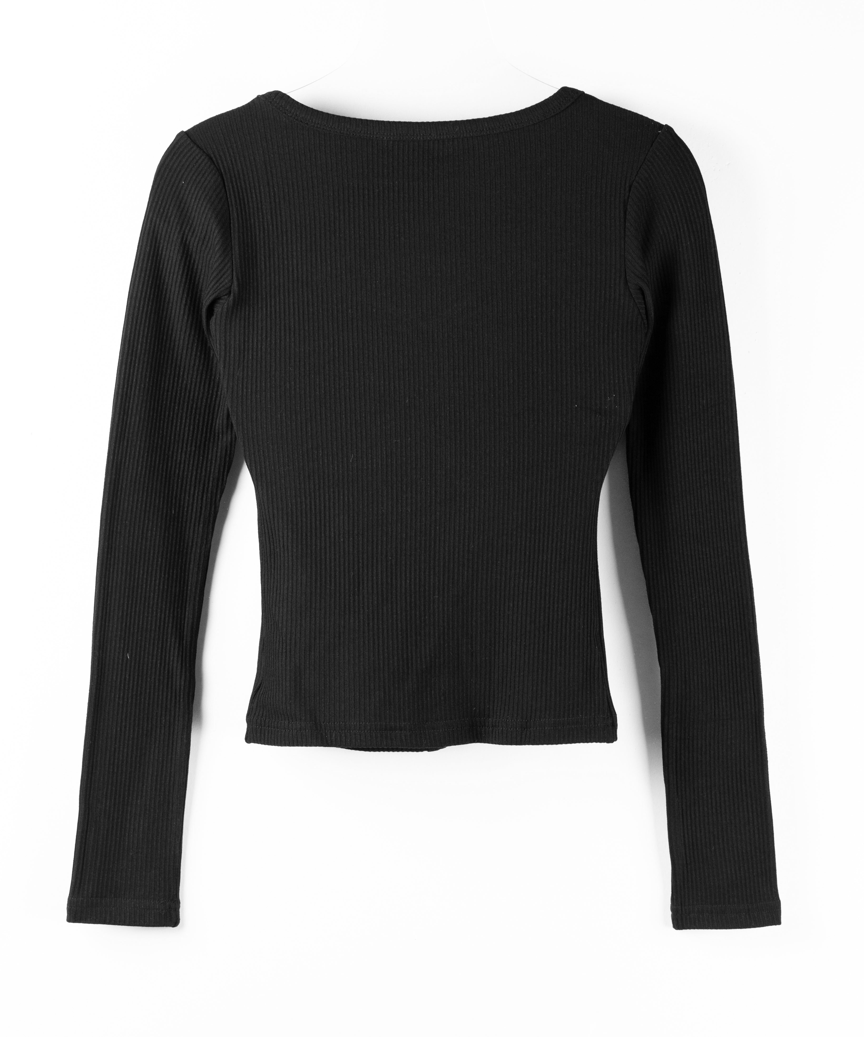 【 裏微起毛 】フロントボタンタイトリブカットソートップス / front button tight ribbed cutsew tops