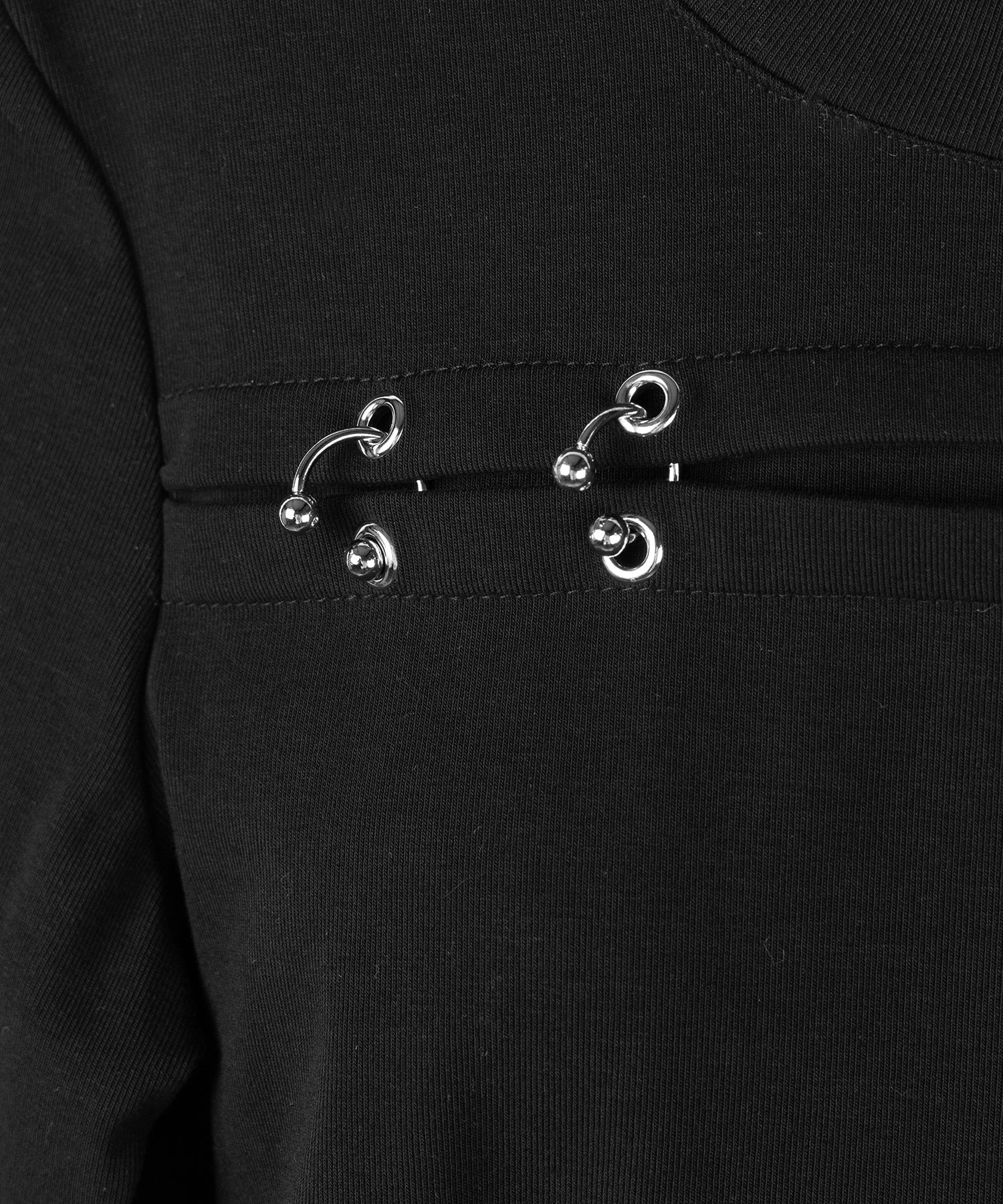 ピアッシングカットアウトスリムロンT/ piercing cutout slim long sleeve T-shirts