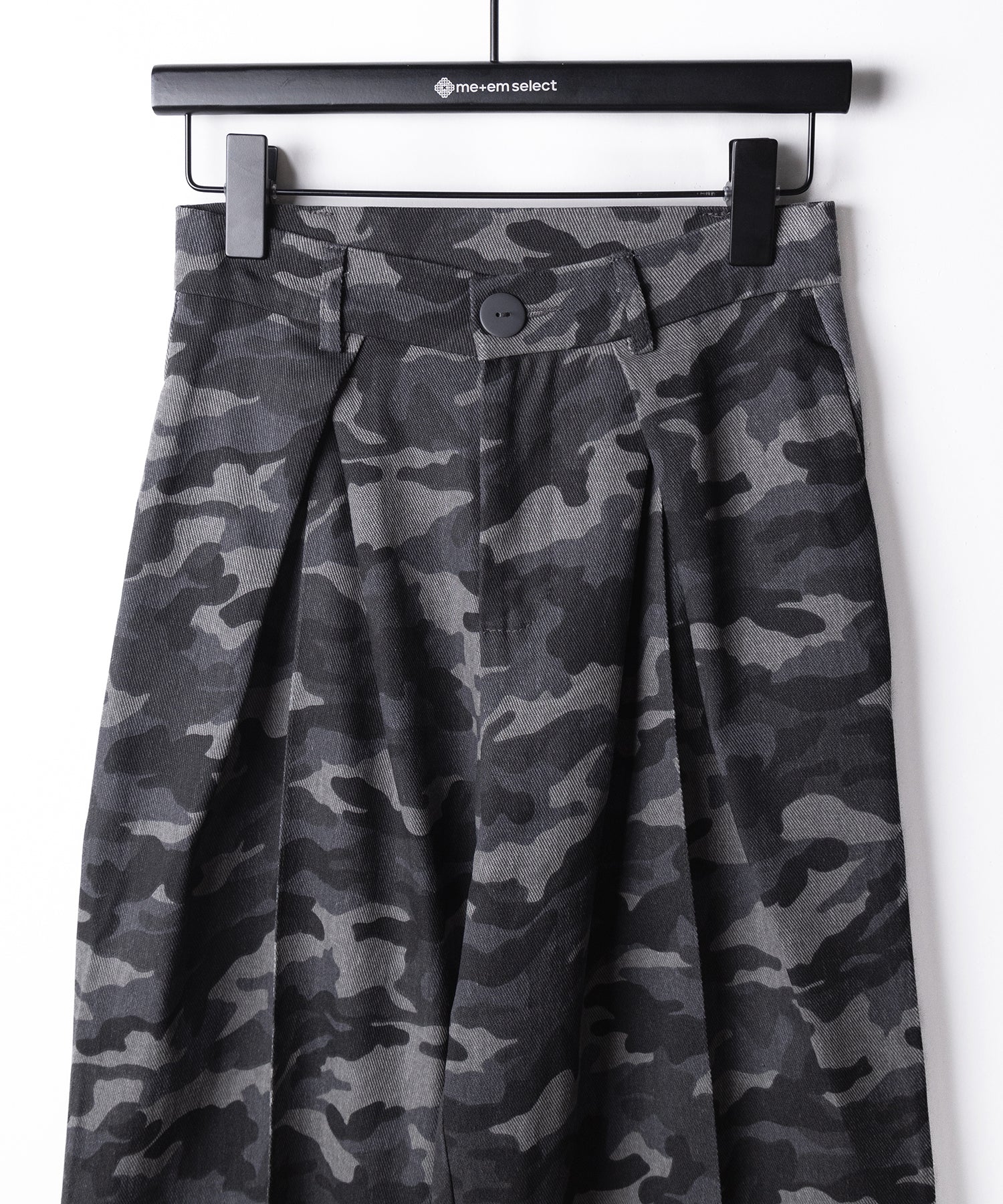 【 2color / 4size 】ダブルタックヴィンテージカモフラージュワイドパンツ / double tuck vintage camouflage wide pants