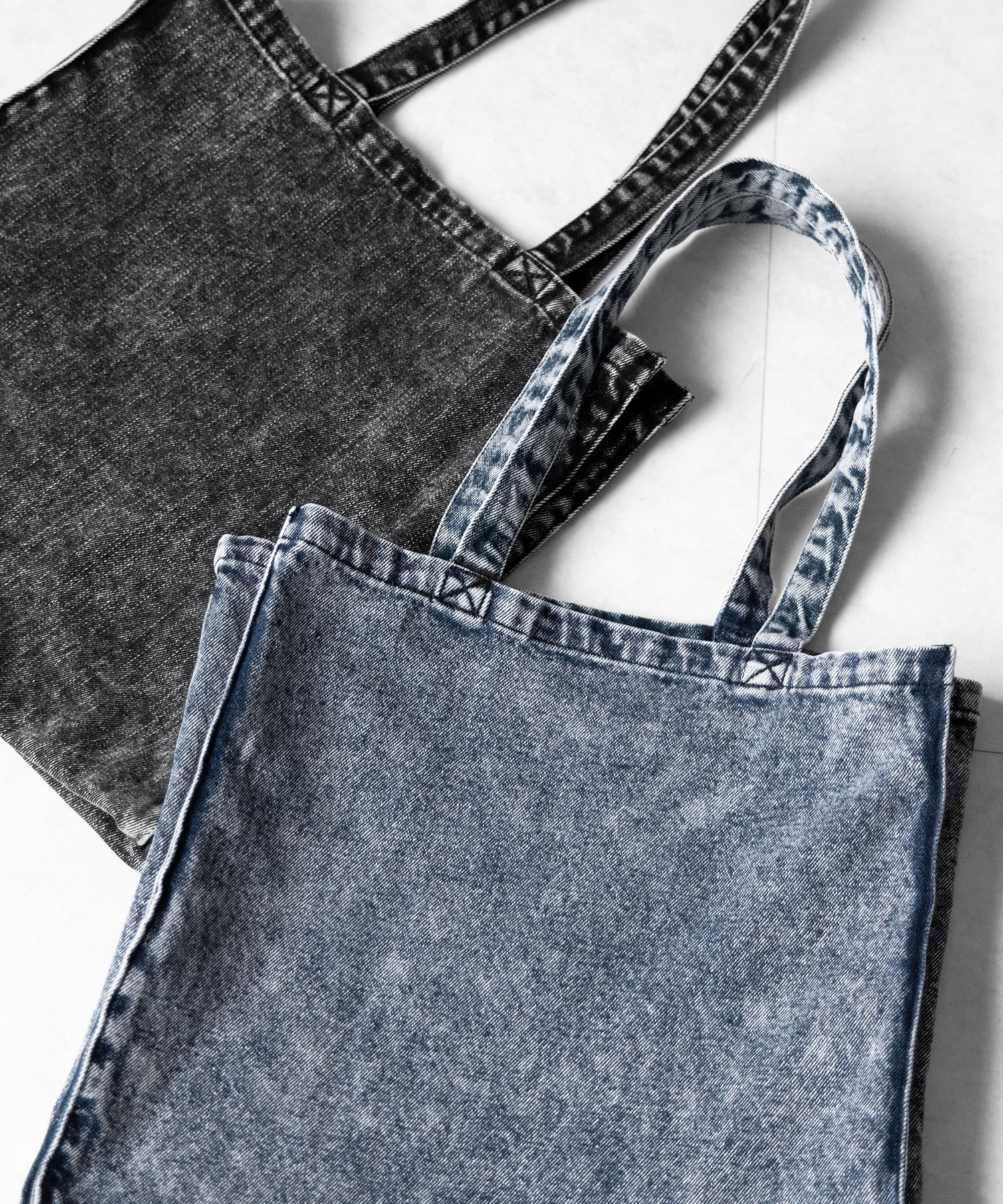 【 2color 】ヴィンテージケミカルブリーチビッグスクエアデニムトートバッグ / vintage chemical bleach big square denim tote bag