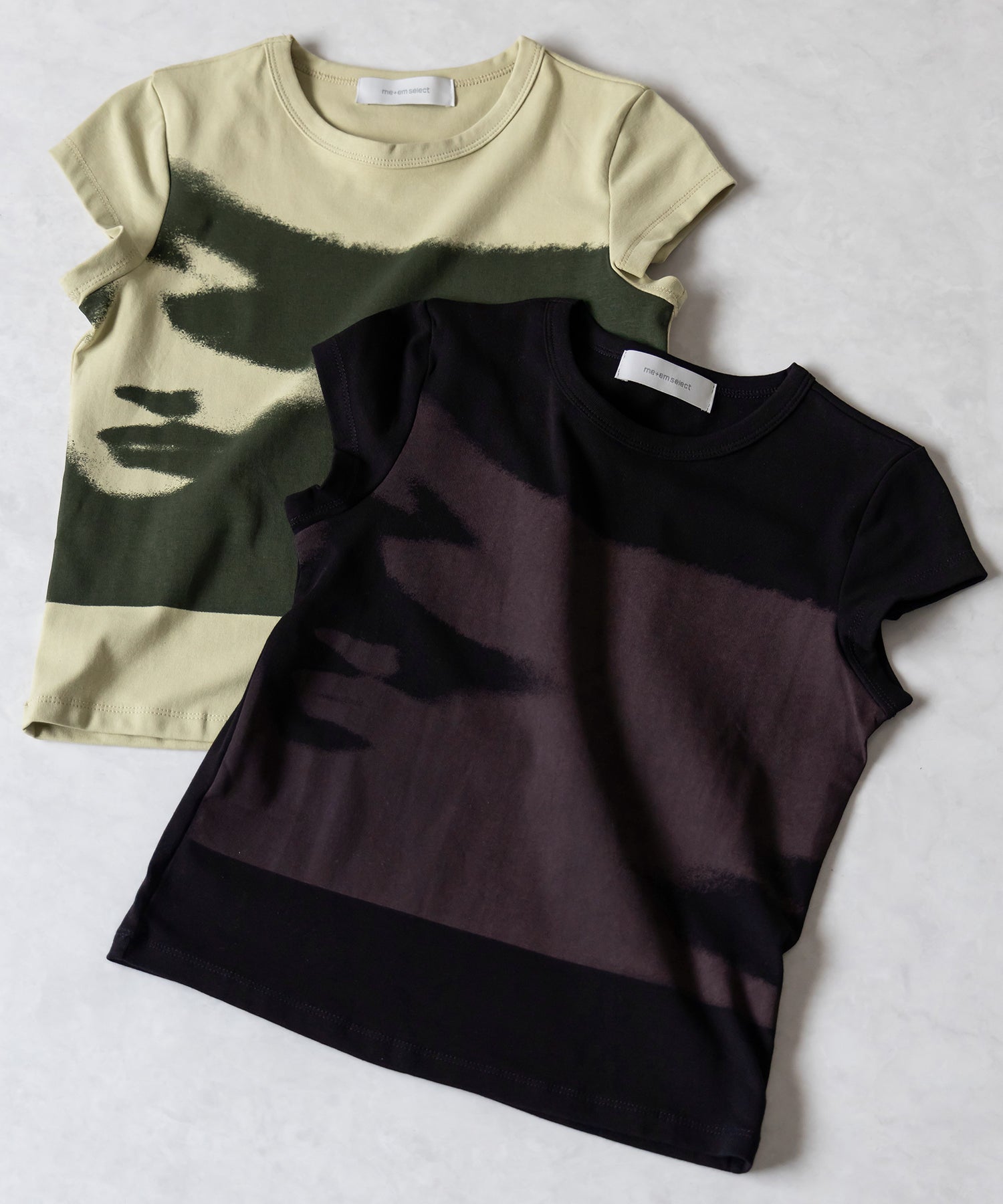 ニュアンスペイントフレンチスリーブTシャツ【 韓国製 】