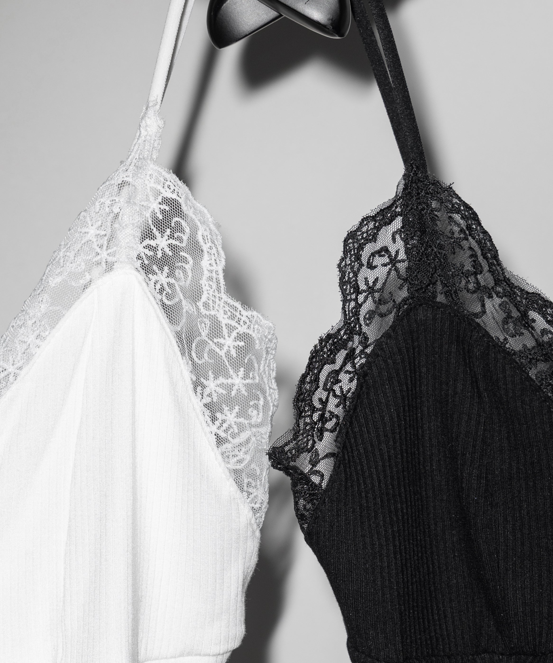 ダブルリボンレースレイヤードキャミソール / double ribbon lace layered camisole