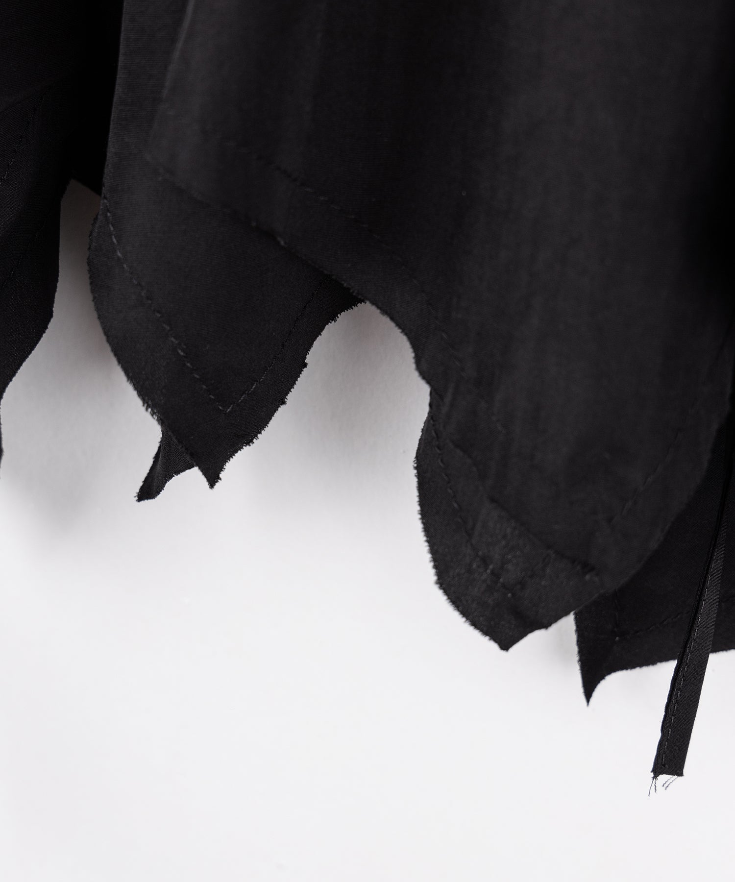 【 2color / 2size 】シャーリングダブルリボンアシンメトリーフリルミニスカート / shirrin double ribbon asymmetry frill mini skirt