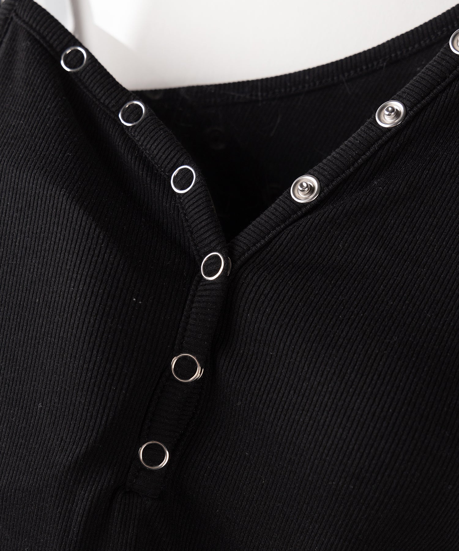 ショルダーリボンシャーリングキャミタンクトップ/ shoulder ribbon shirring cami tank top