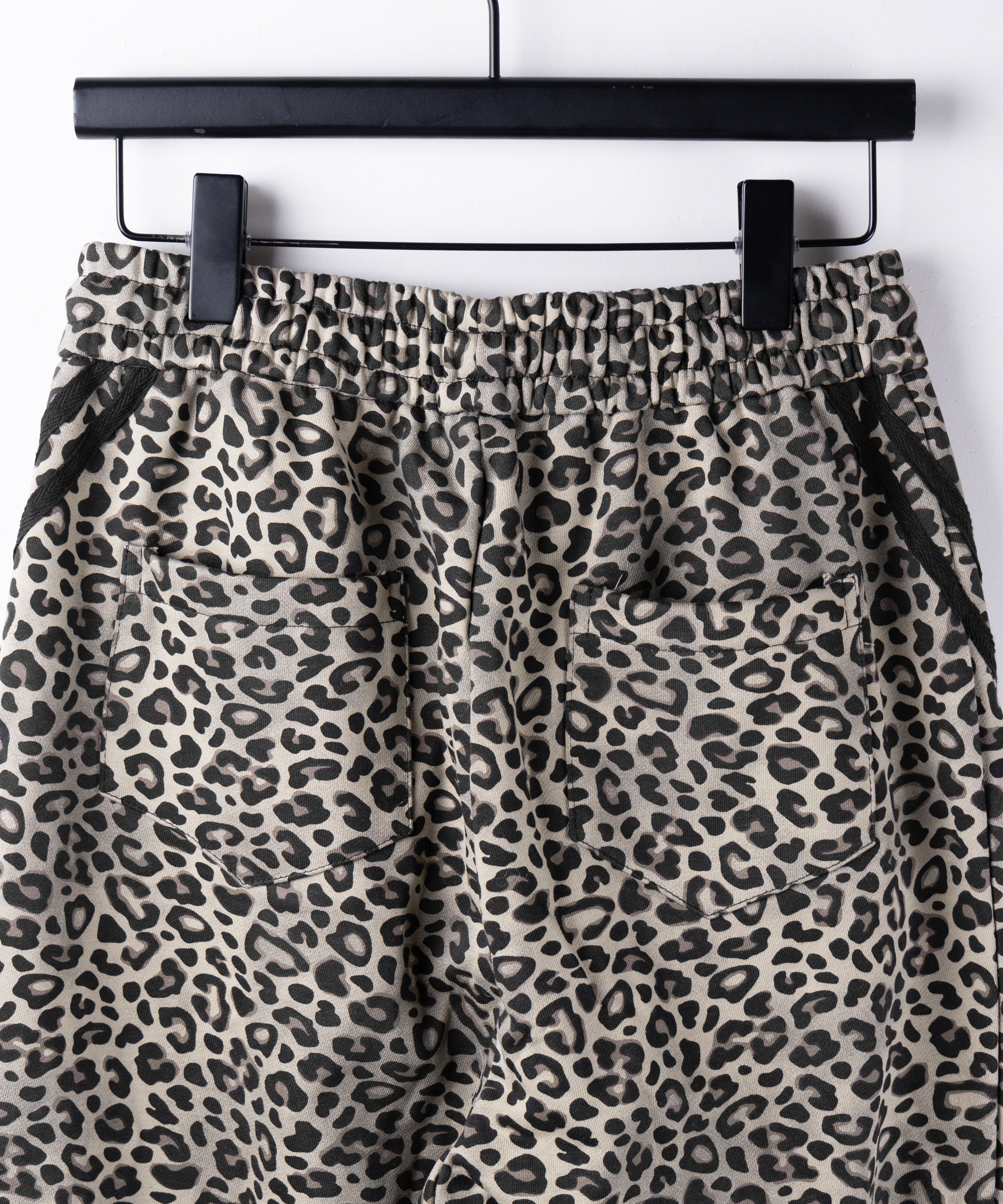 【 裾絞り可能2WAY 】レオパードヴィンテージサイドラインタックワイドスウェットパンツ / leopard vintage side line tuck wide sweatpants