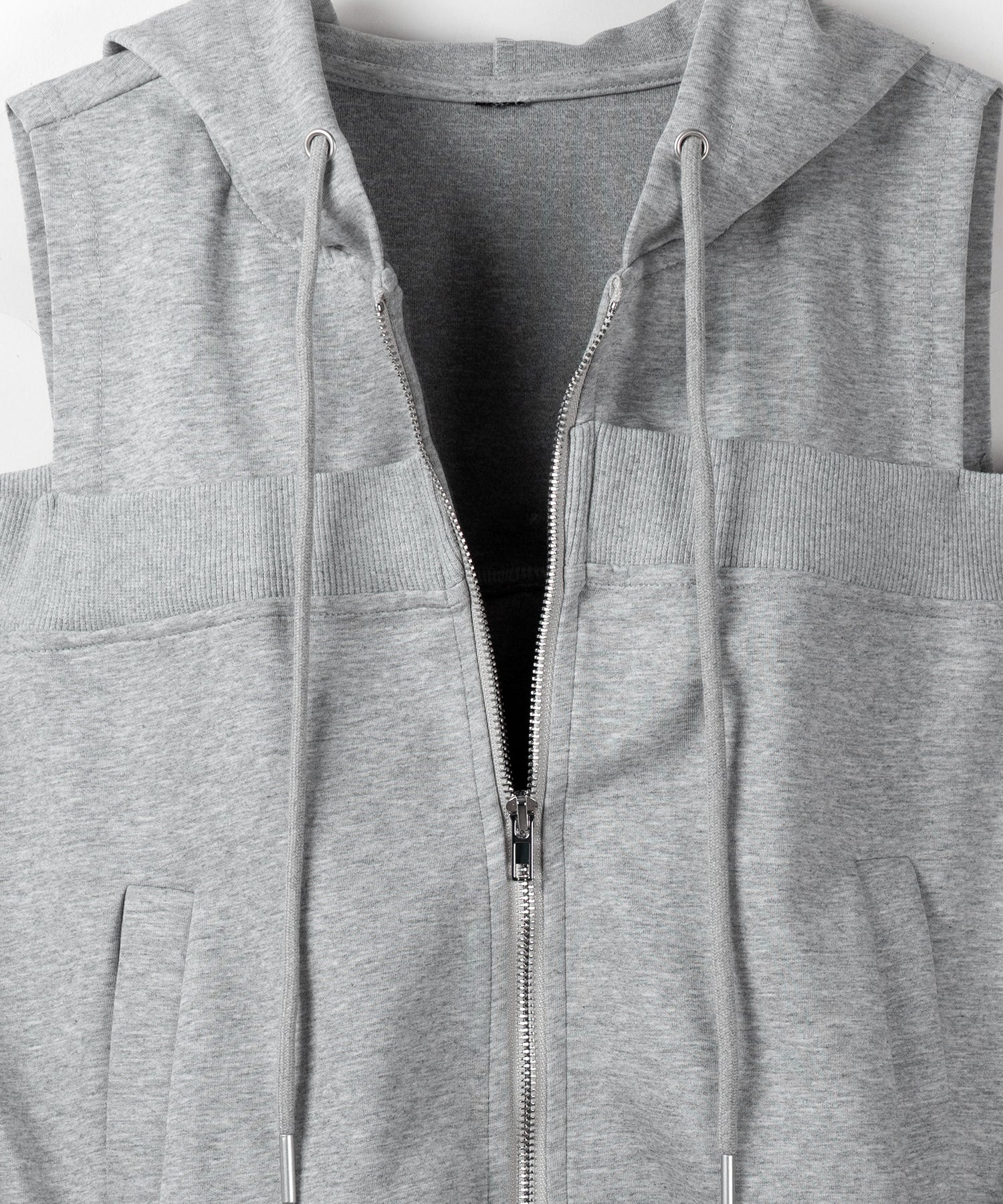 オープンショルダーカットアウトジップアップパーカー / open shoulder cut out zip up hoodie