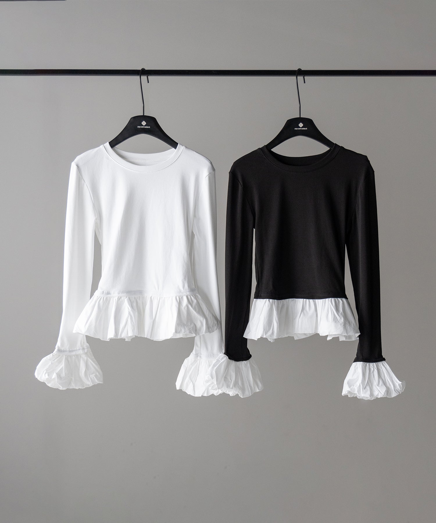 【 2color 】裾バルーンフリルカットソートップス / hem balloon frill cutsew tops