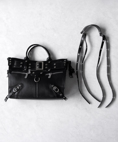 【 ショルダーストラップ付き2WAY 】アイレットベルトジップアップスクエアフォルムハンドバッグ / ( 2WAY ) eyelet belt zipup square form handbag