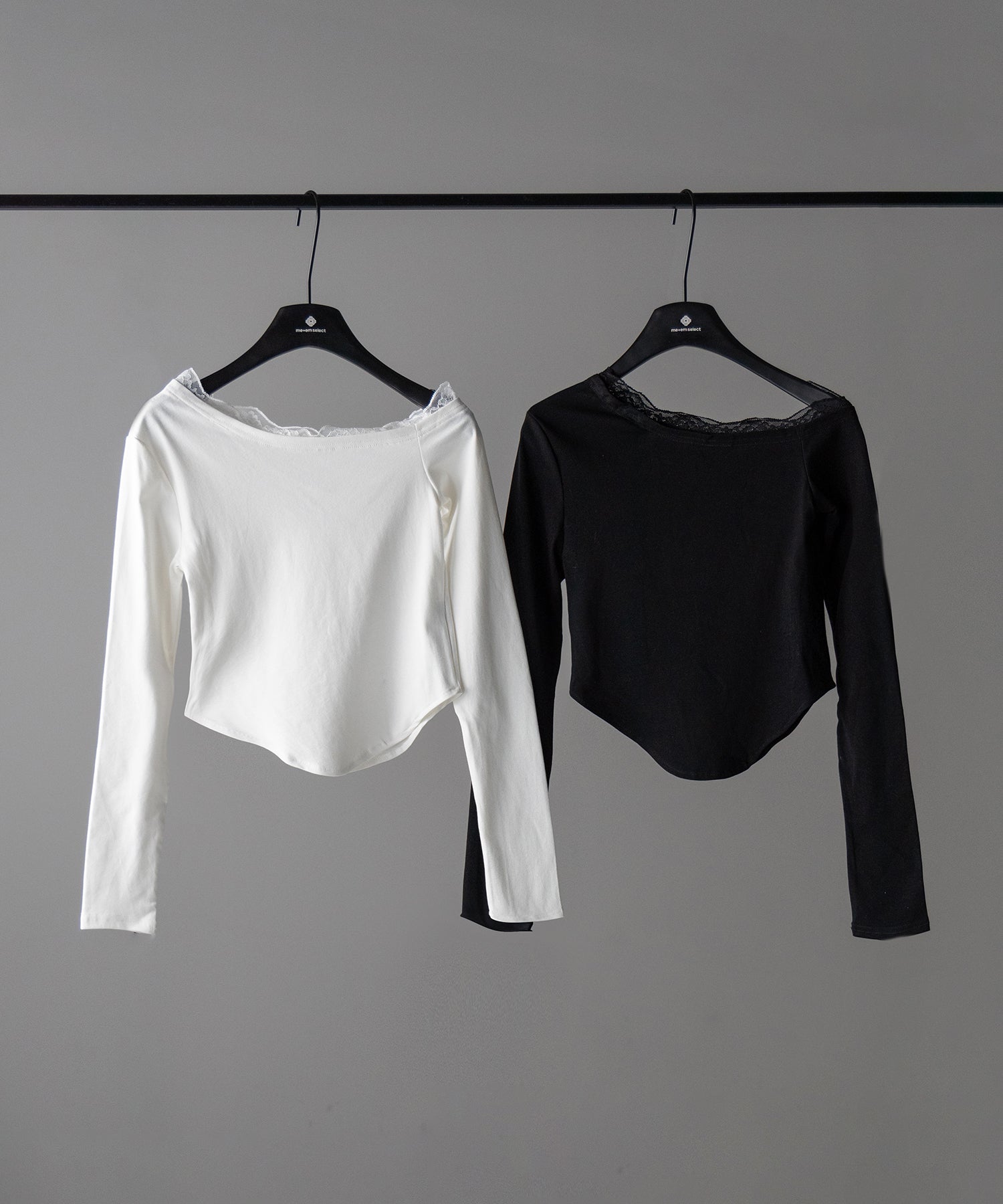 【 2color 】ワンショルダーレースポイントスリムカットソートップス / one shoulder lace point slim cutsew tops