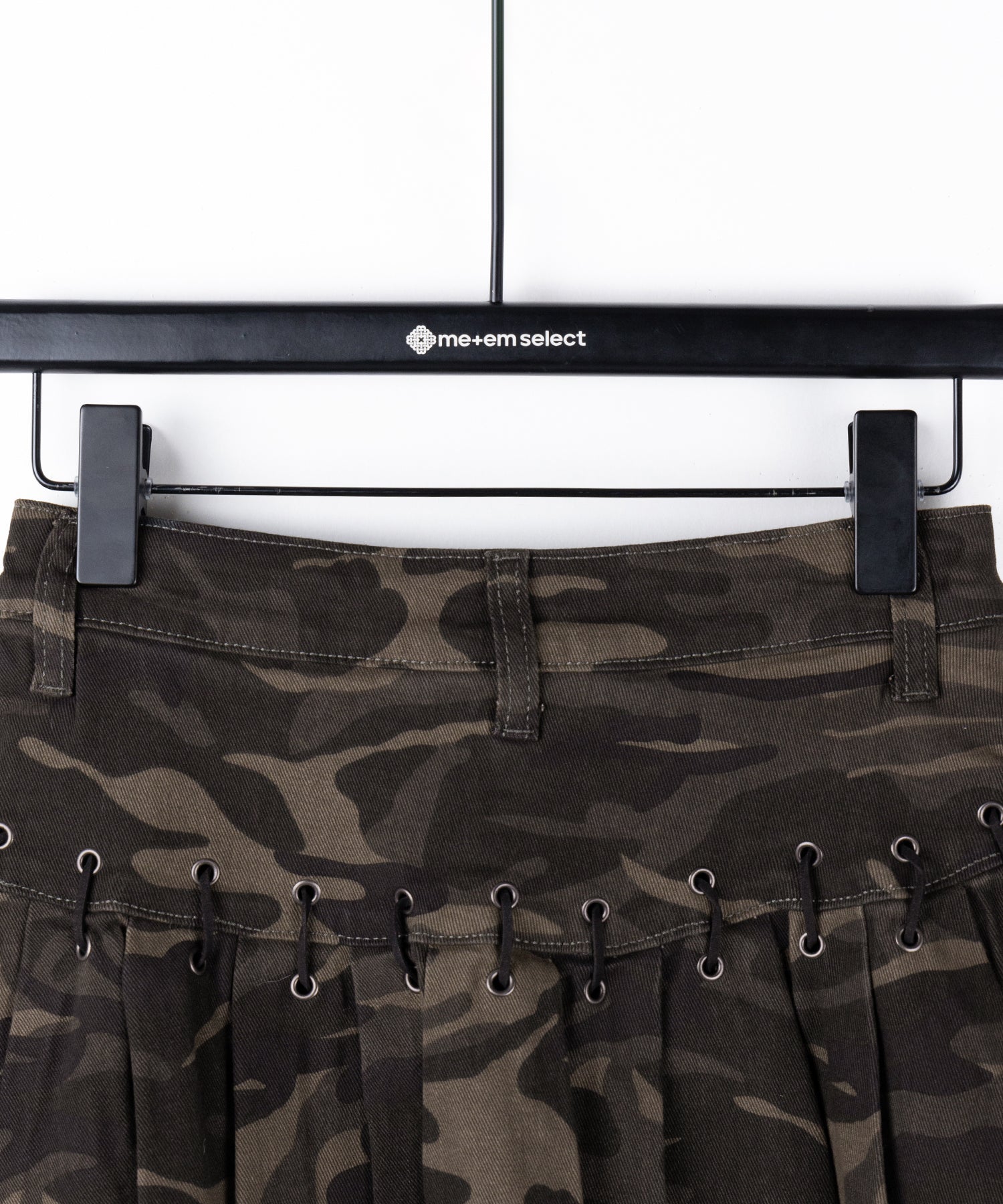 【 インパン裏地付 】カモフラベルテッドマイクロプリーツミニスカパン / camouflage belted micro pleats skirt pants