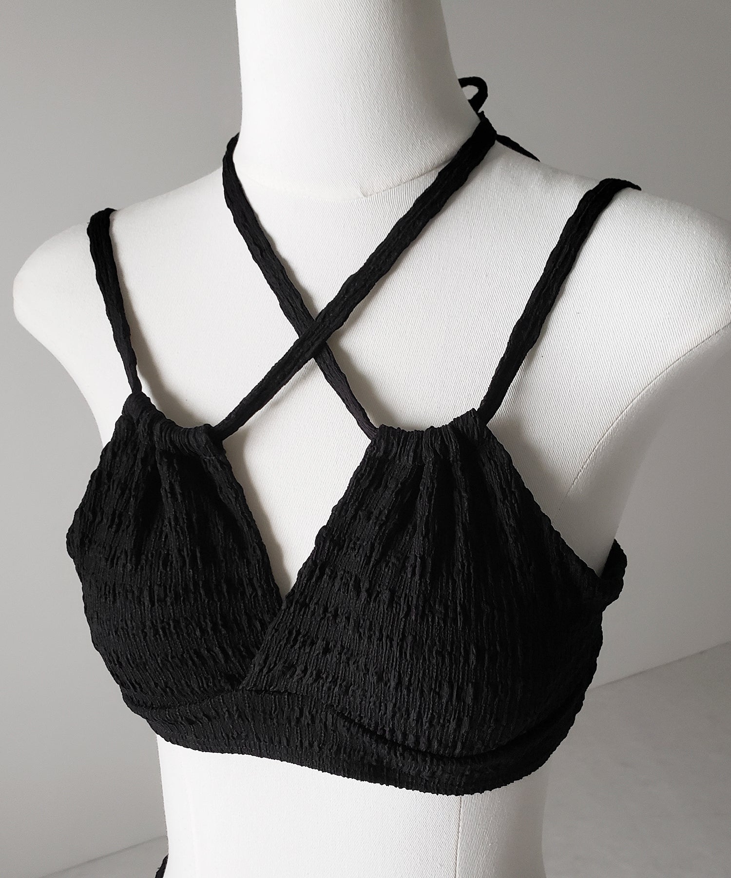 【 レディース水着/2点セット 】2WAY フロントリボンクロスネックセパレートビキニ / 2WAY front ribbon cross neck separate bikini