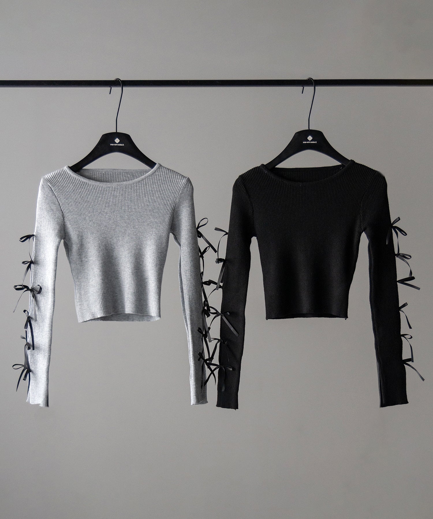 【 2color 】カットアウトリボンショートリブニット / cut out ribbon short rib knit
