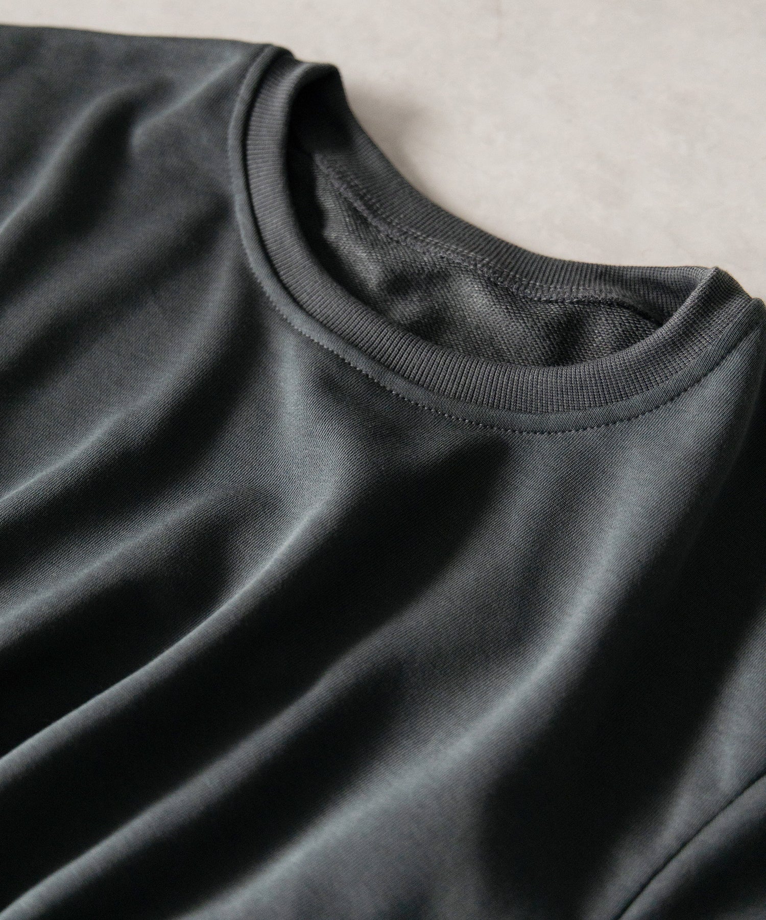 裏毛シャーリングスウェットミニワンピース / urake shirring sweat mini one piece